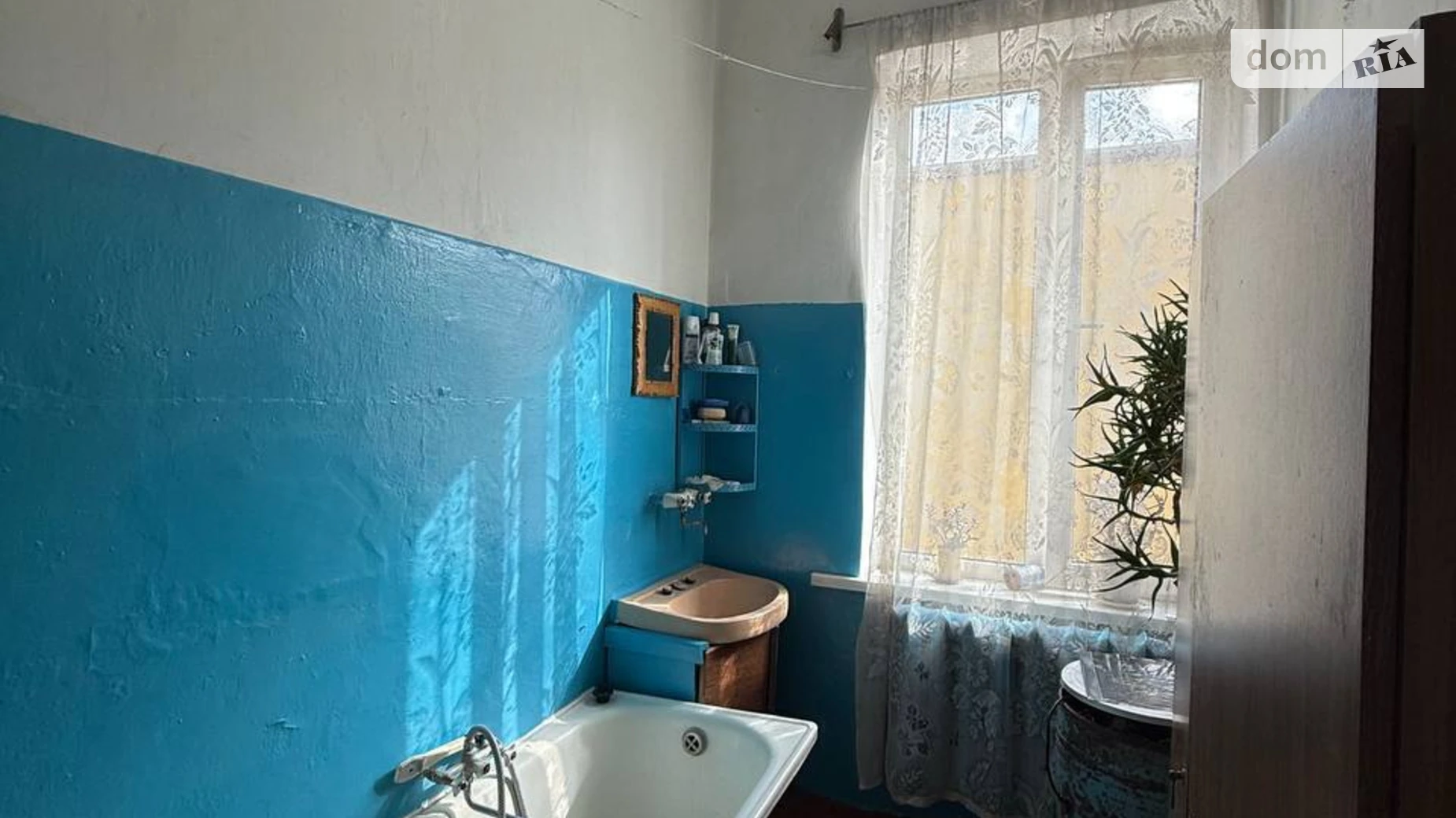 Продается 2-комнатная квартира 45.3 кв. м в Ровно, ул. Соборная, 187 - фото 3
