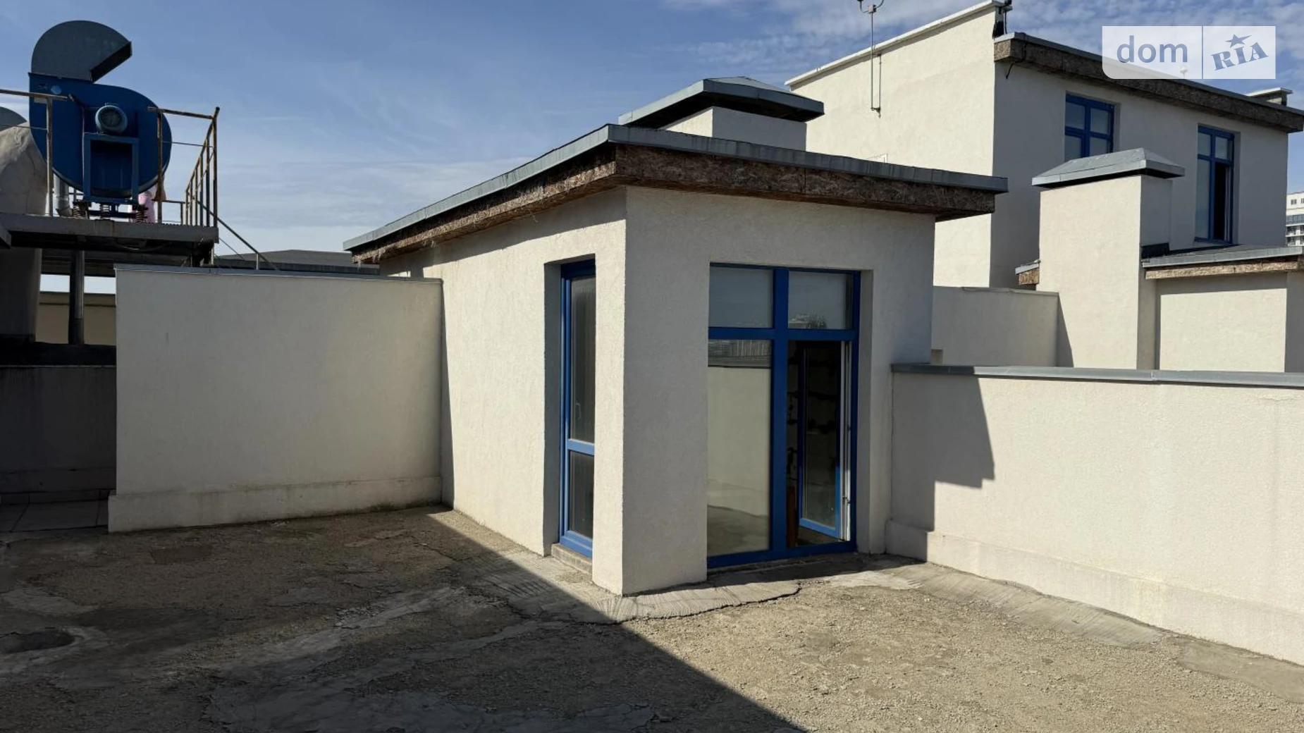 Продается 1-комнатная квартира 155 кв. м в Одессе, пер. Мореходный, 2А - фото 2