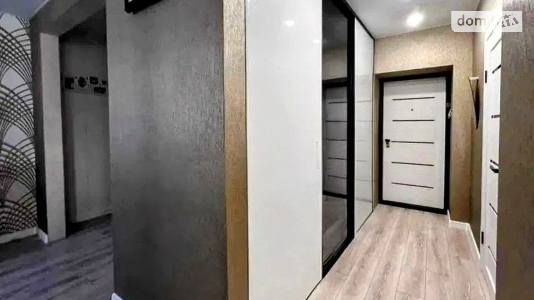 Продается 1-комнатная квартира 38 кв. м в Харькове, ул. Драгоманова, 6 - фото 2