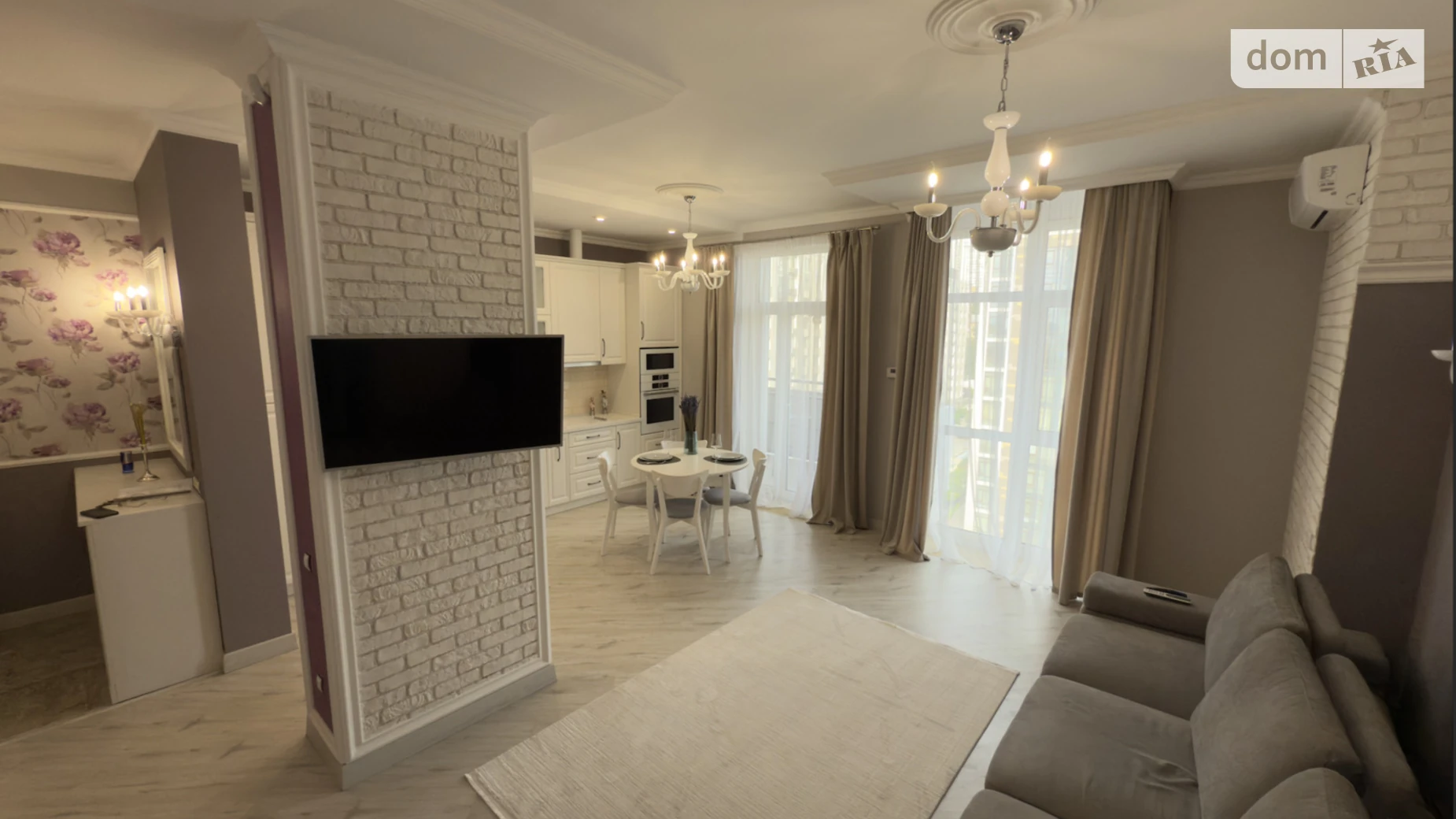 Сдается в аренду 1-комнатная квартира 54 кв. м в Киеве, ул. Академика Филатова, 2/1 - фото 2