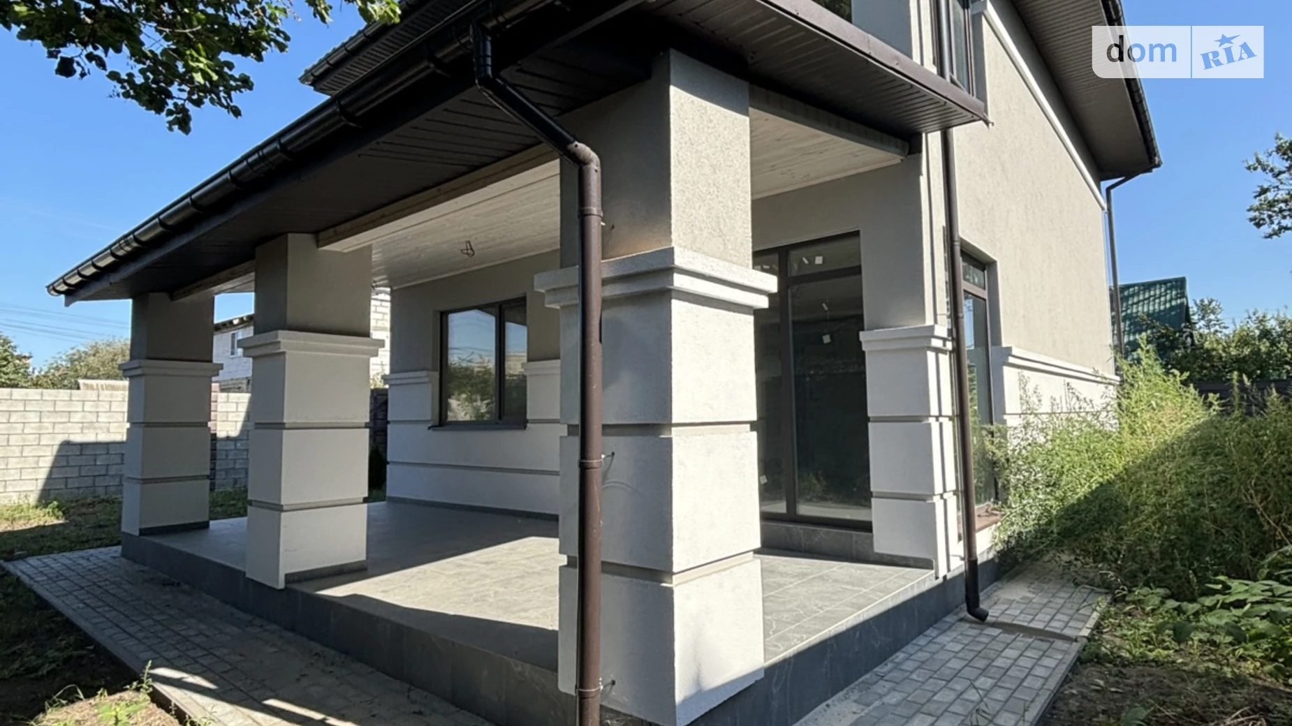 Продается дом на 2 этажа 125 кв. м с бассейном, цена: 137000 $ - фото 2