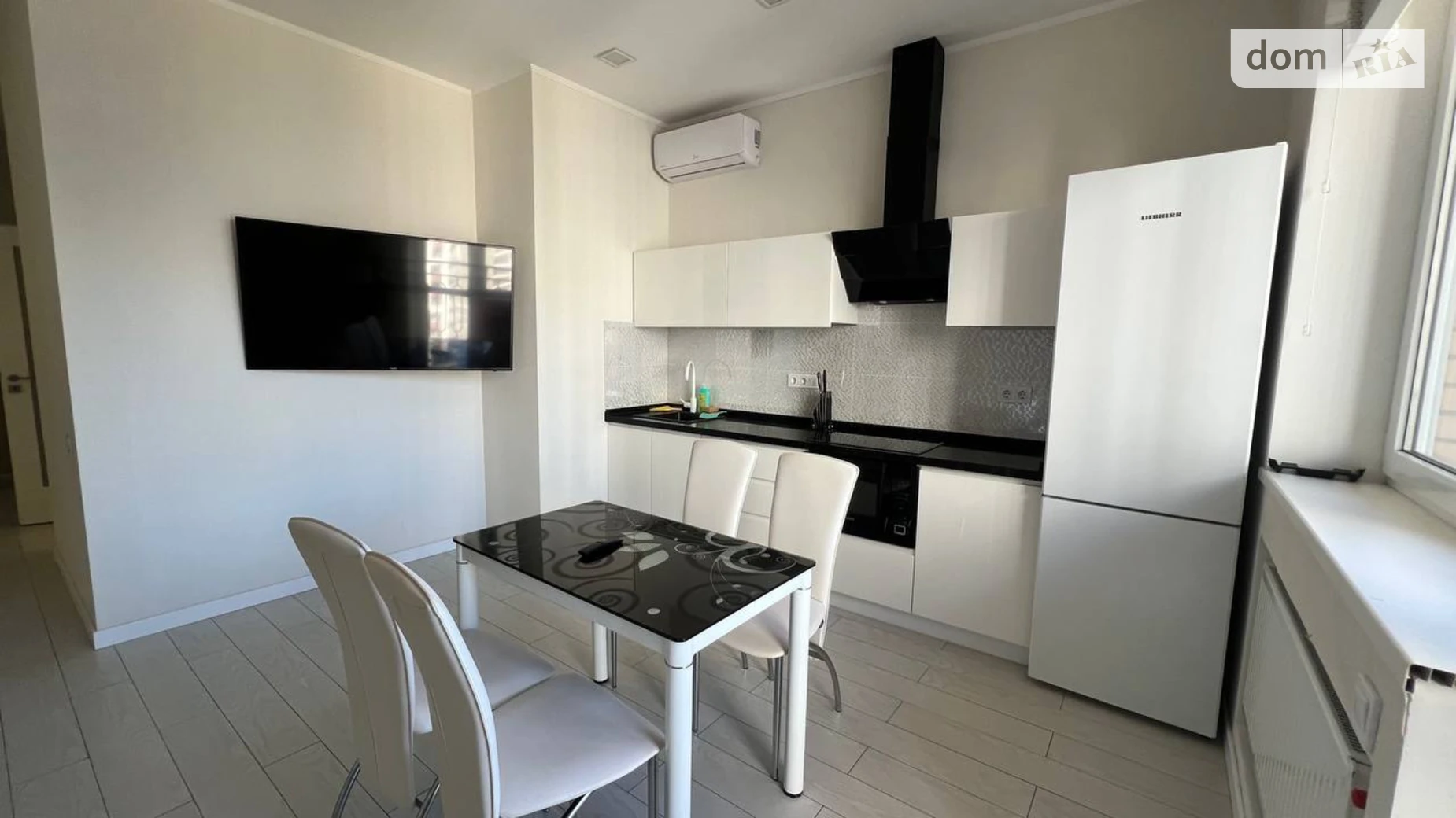 Сдается в аренду 2-комнатная квартира 75 кв. м в Одессе, плато Аркадийское(Гагаринское), 5/2 - фото 2