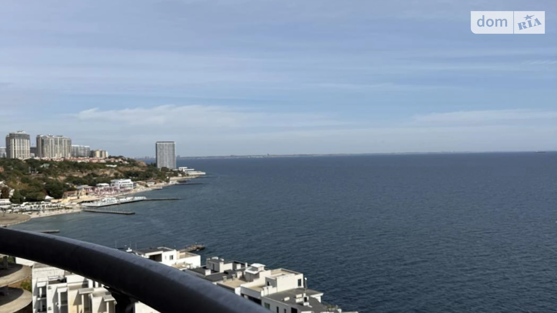 Продается 3-комнатная квартира 189 кв. м в Одессе, пер. Мореходный, 2А - фото 2