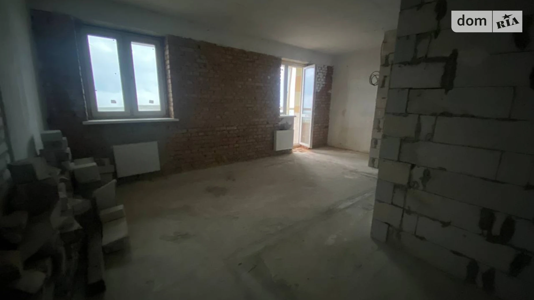 Продается 1-комнатная квартира 33 кв. м в Киеве, ул. Олега Мудрака(Генерала Наумова), 66 - фото 2