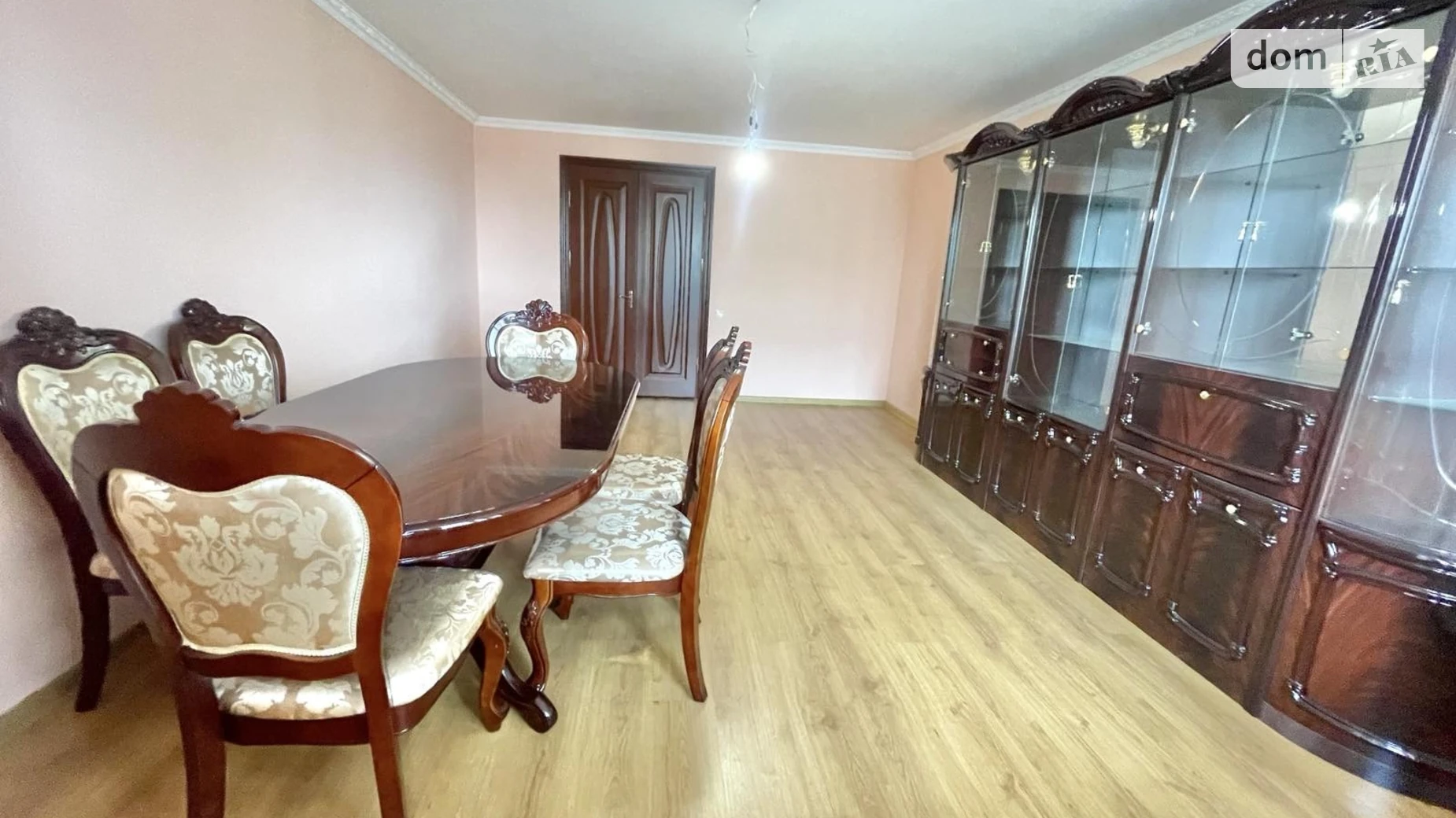 Продается 3-комнатная квартира 98.6 кв. м в Ровно, ул. Волынской Дивизии, 1 - фото 4