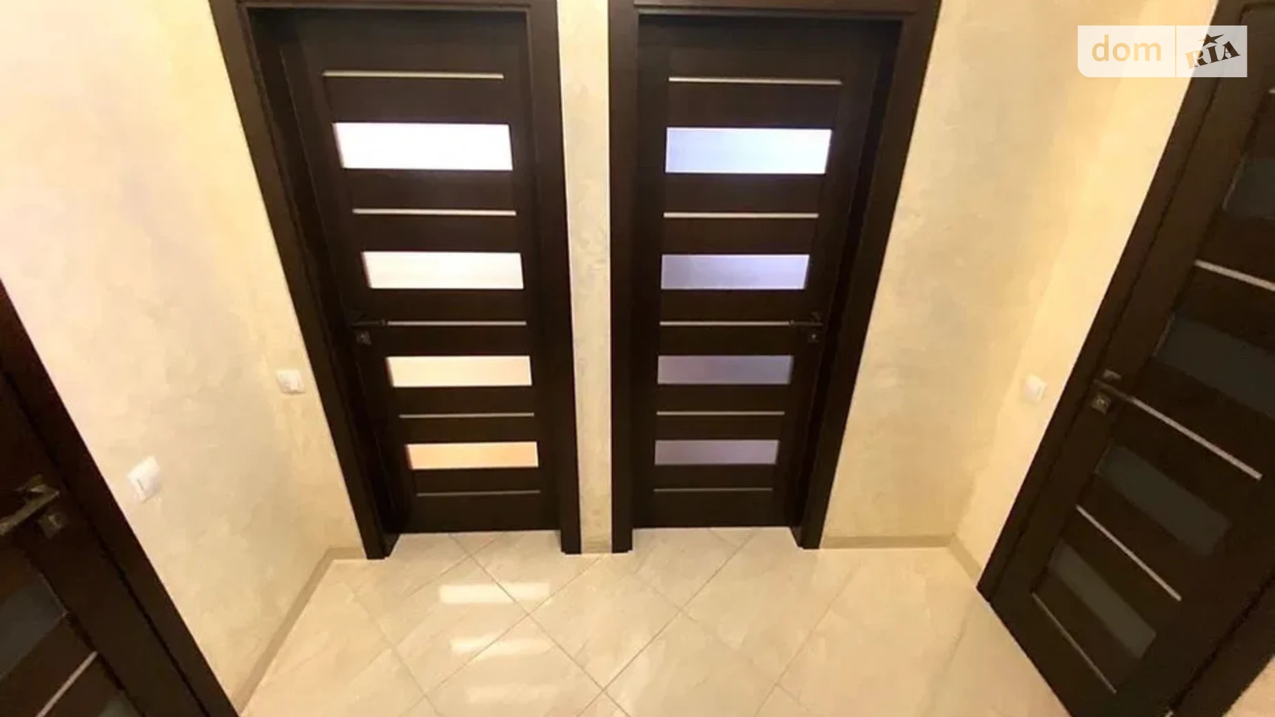 Сдается в аренду 1-комнатная квартира 46 кв. м в Львове, ул. Княгини Ольги - фото 2