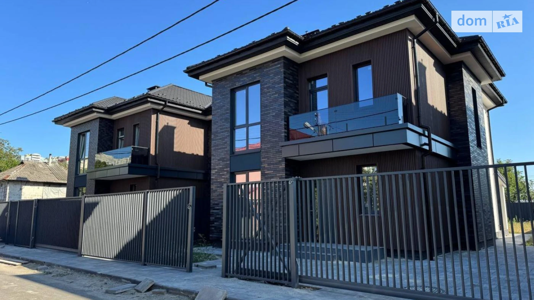 Продается дом на 2 этажа 215 кв. м с беседкой, цена: 210000 $ - фото 3