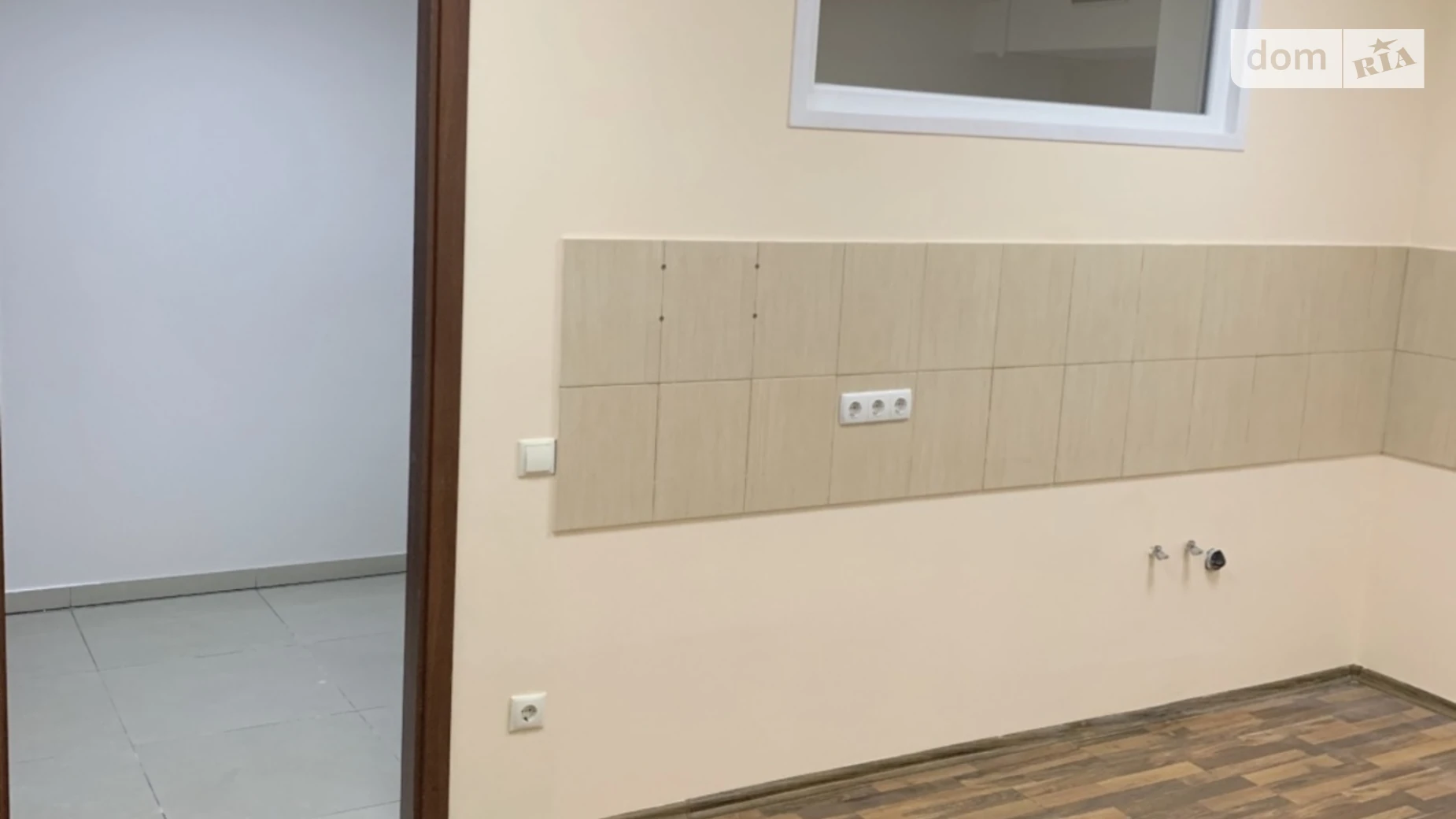 Сдается в аренду офис 18 кв. м в бизнес-центре, цена: 7300 грн - фото 2