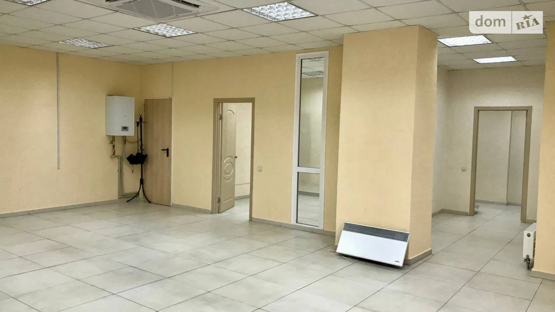 Сдается в аренду офис 126 кв. м в бизнес-центре, цена: 25000 грн - фото 2