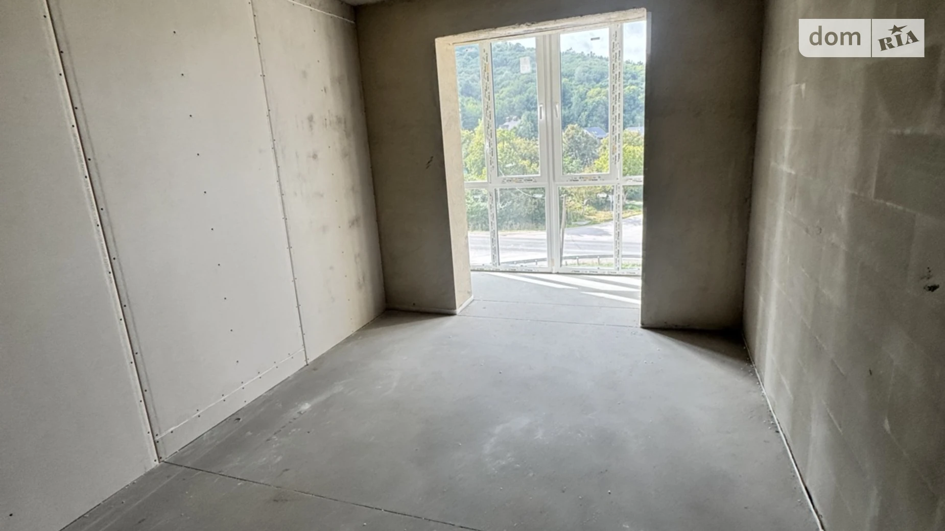 Продается 2-комнатная квартира 64.2 кв. м в Кременце, ул. Горбача - фото 3