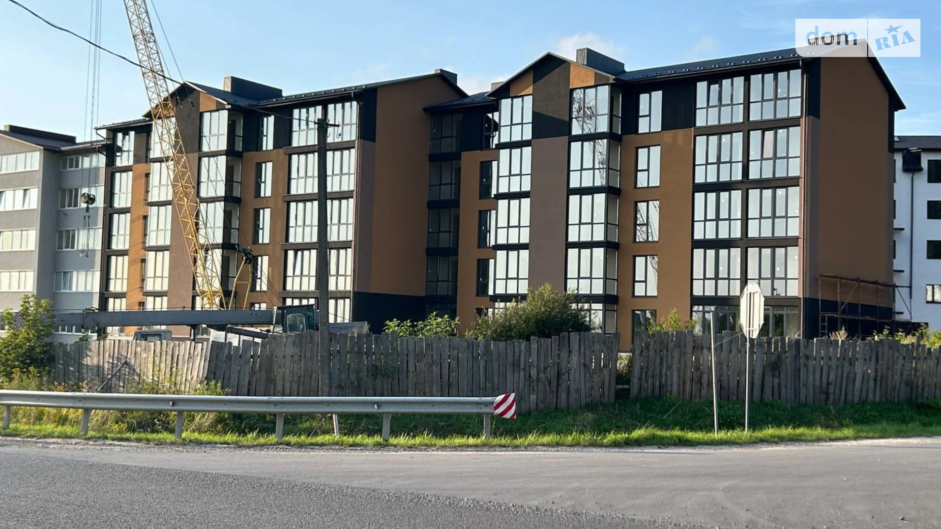 Продається 3-кімнатна квартира 89 кв. м у Кременці, вул. Горбача - фото 2