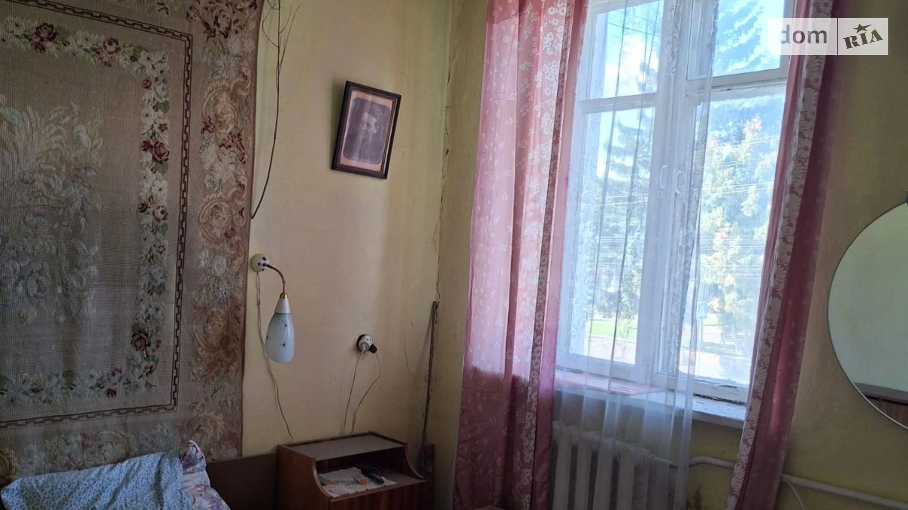 Продается 3-комнатная квартира 67.3 кв. м в Здолбунове, ул. Гончара - фото 2
