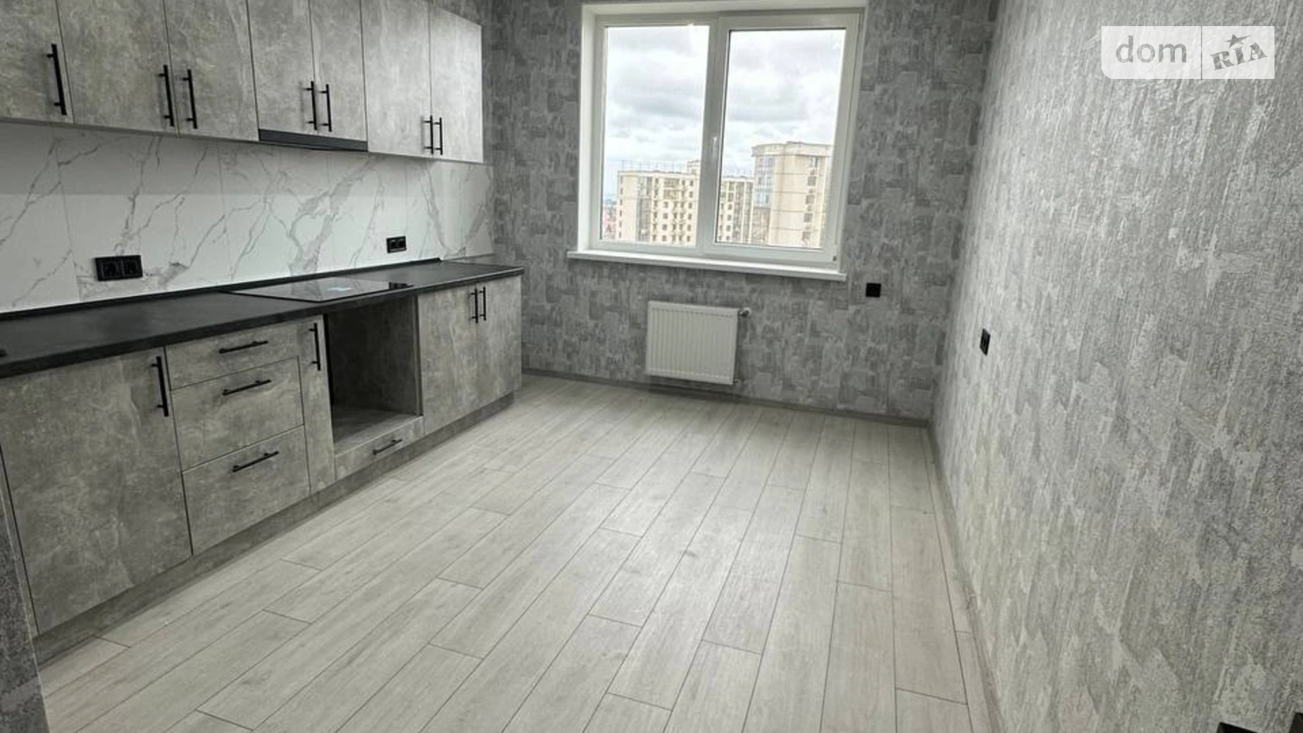 Продается 1-комнатная квартира 45 кв. м в Одессе, ул. Жемчужная, 1 - фото 3