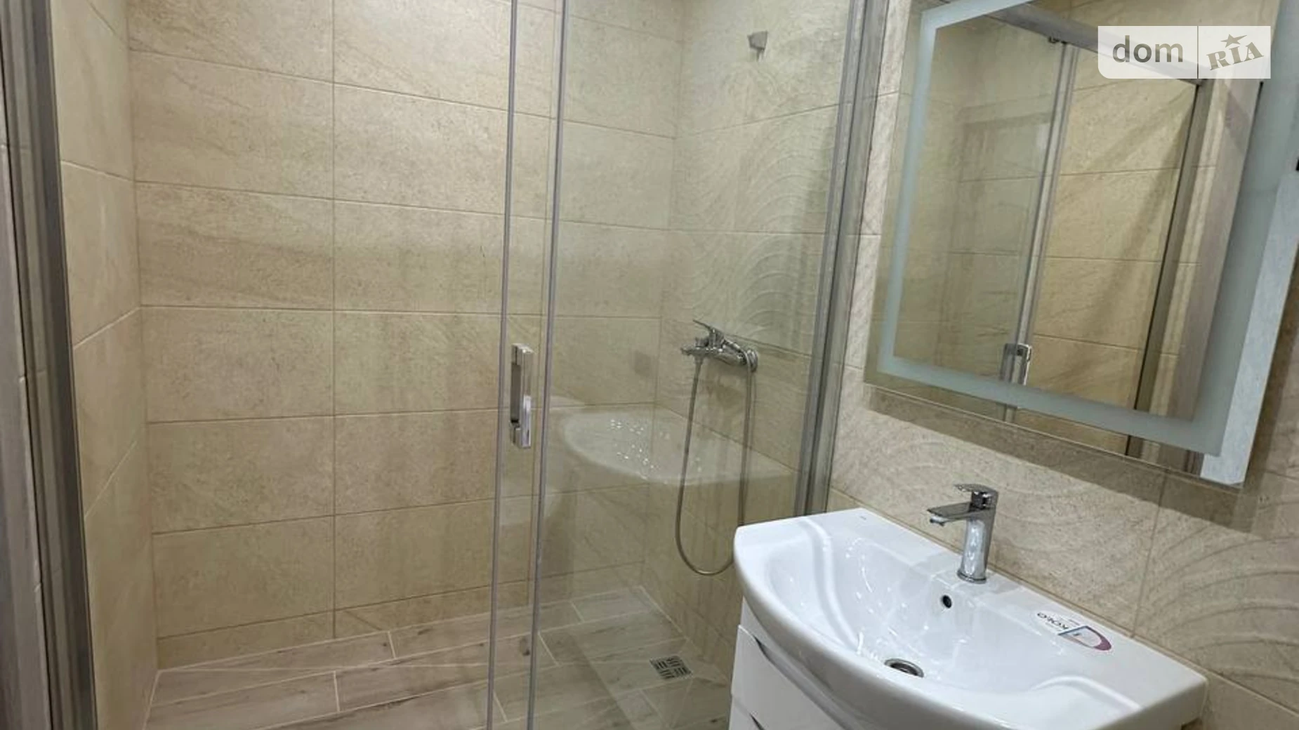 Продается 1-комнатная квартира 45 кв. м в Одессе, ул. Жемчужная, 1 - фото 2