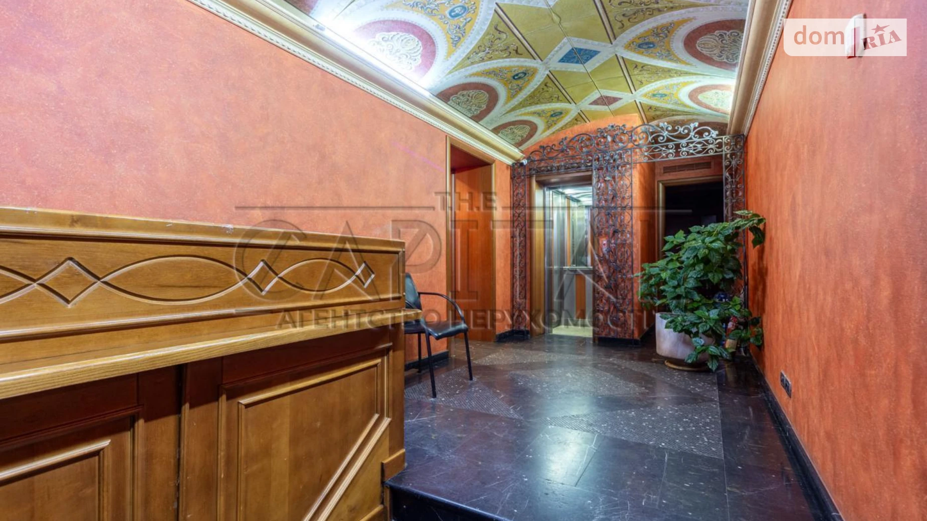 Сдается в аренду офис 215 кв. м в бизнес-центре, цена: 4500 $ - фото 2
