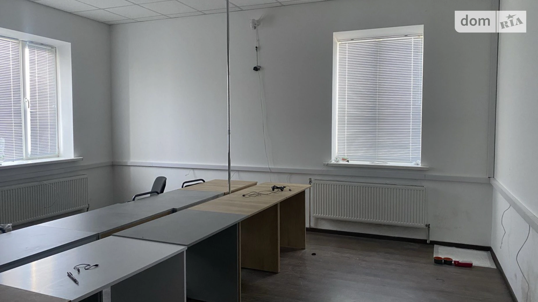 Продается офис 380 кв. м в бизнес-центре, цена: 165000 $ - фото 5