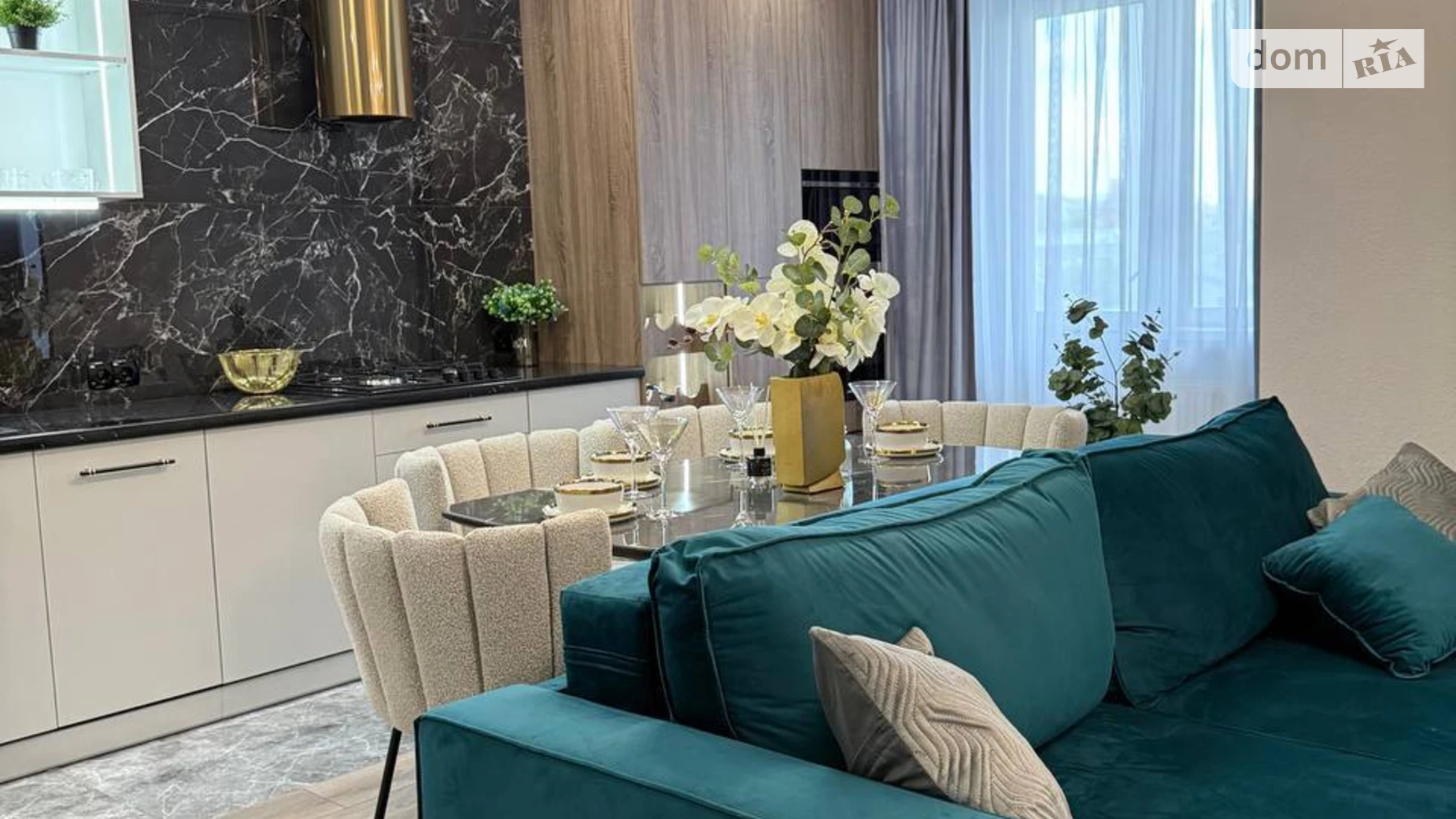 Продается 1-комнатная квартира 53.5 кв. м в Чернигове, ул. Лесная, 42Б - фото 2