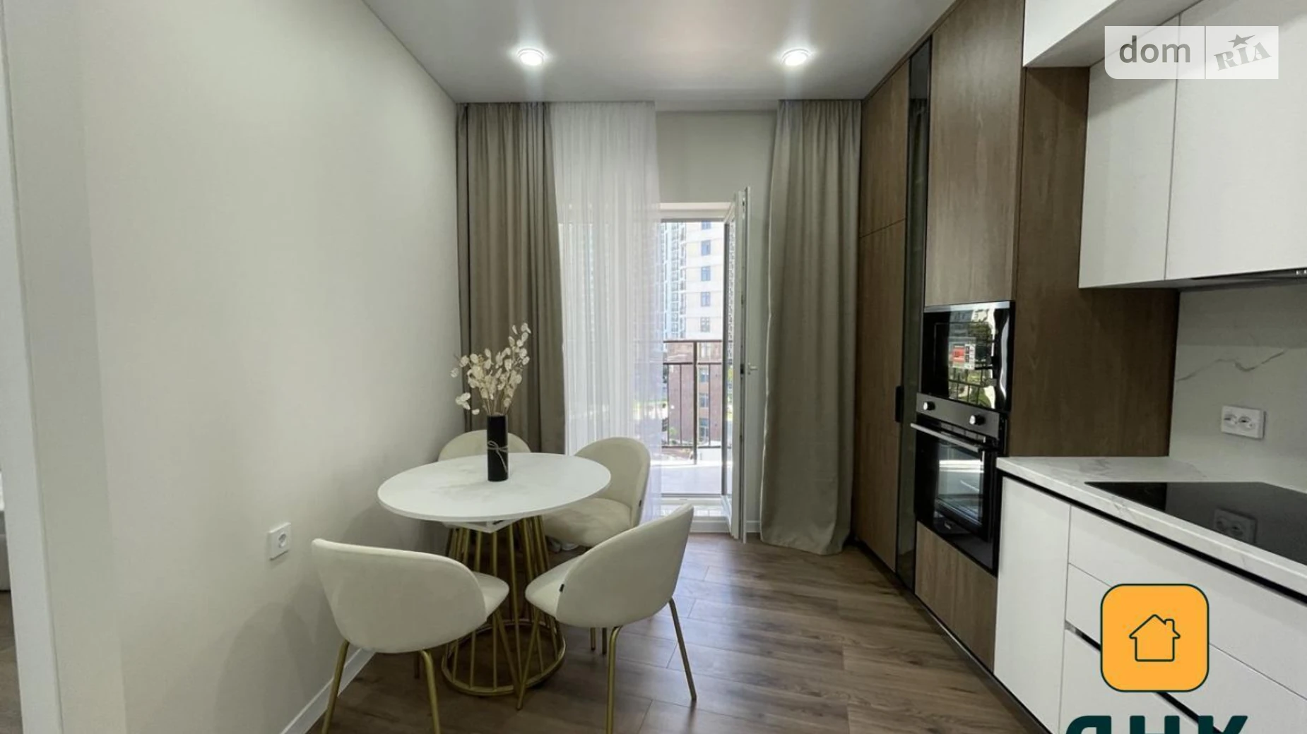 Продается 1-комнатная квартира 44 кв. м в Одессе, ул. Краснова, 3 корпус 65 - фото 3