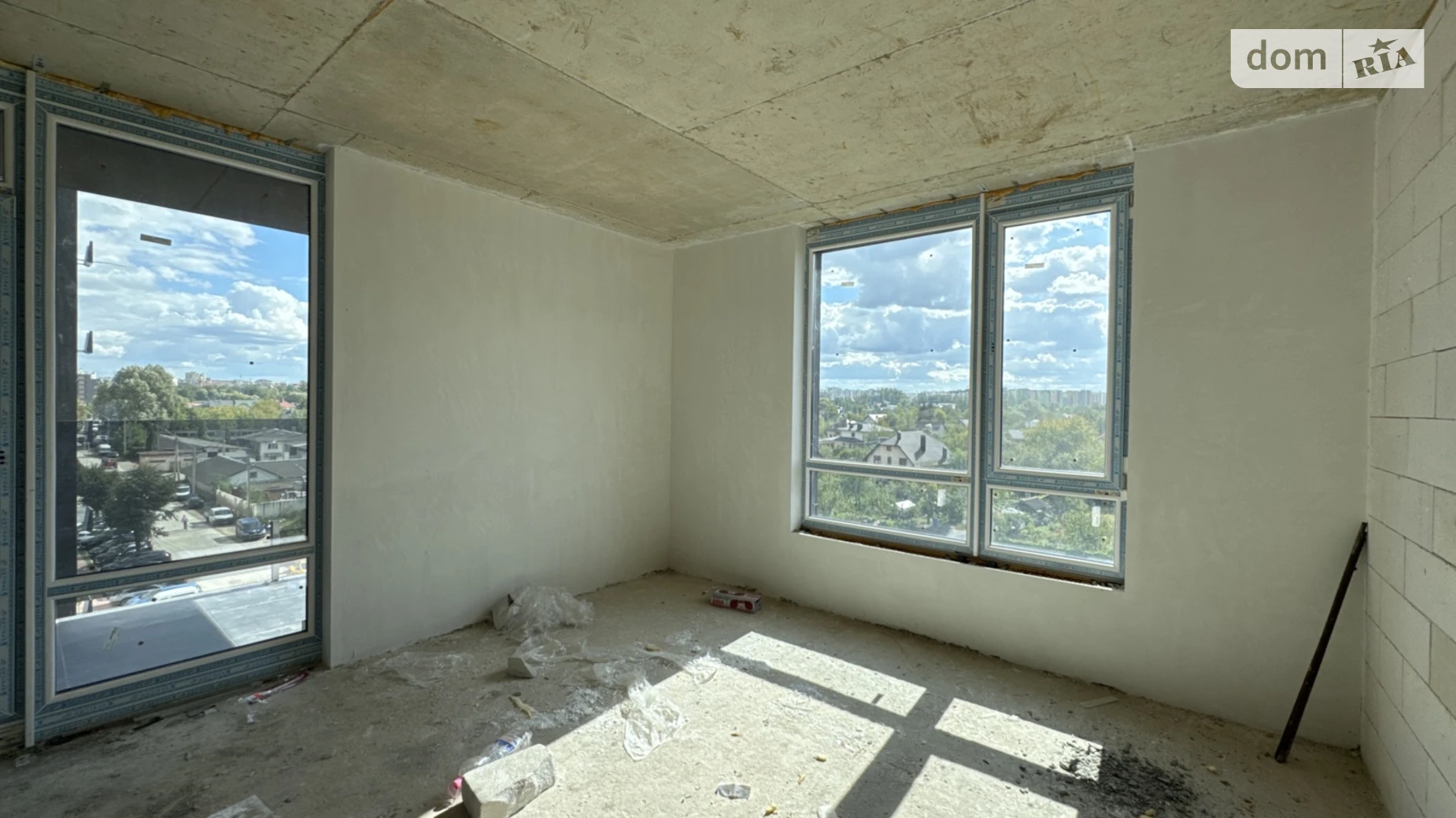 Продается 3-комнатная квартира 80 кв. м в Ивано-Франковске, ул. Левицкого Романа, 10 - фото 2