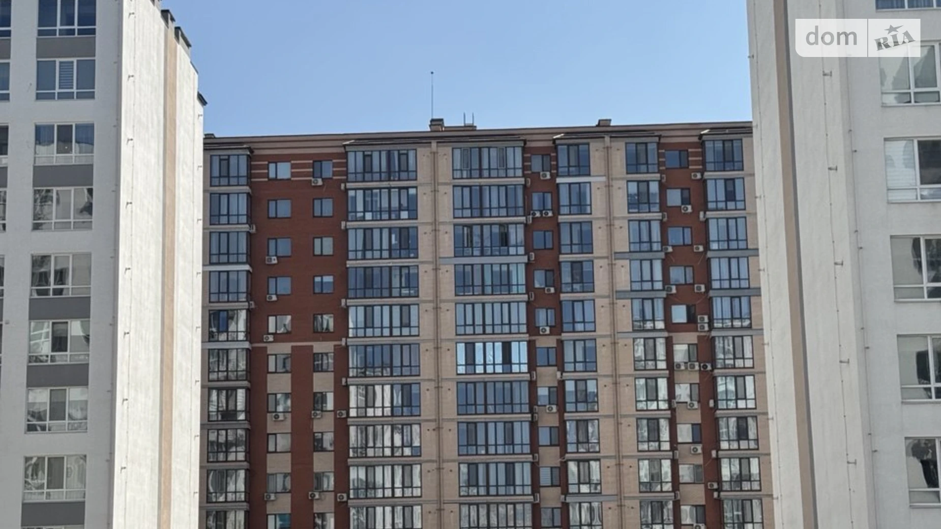 Продается 3-комнатная квартира 78 кв. м в Слобожанском, ул. Семейная, 6 - фото 2