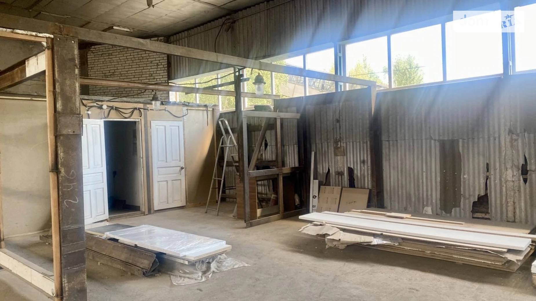 Сдается в аренду помещения свободного назначения 280 кв. м в 1-этажном здании, цена: 35000 грн - фото 2