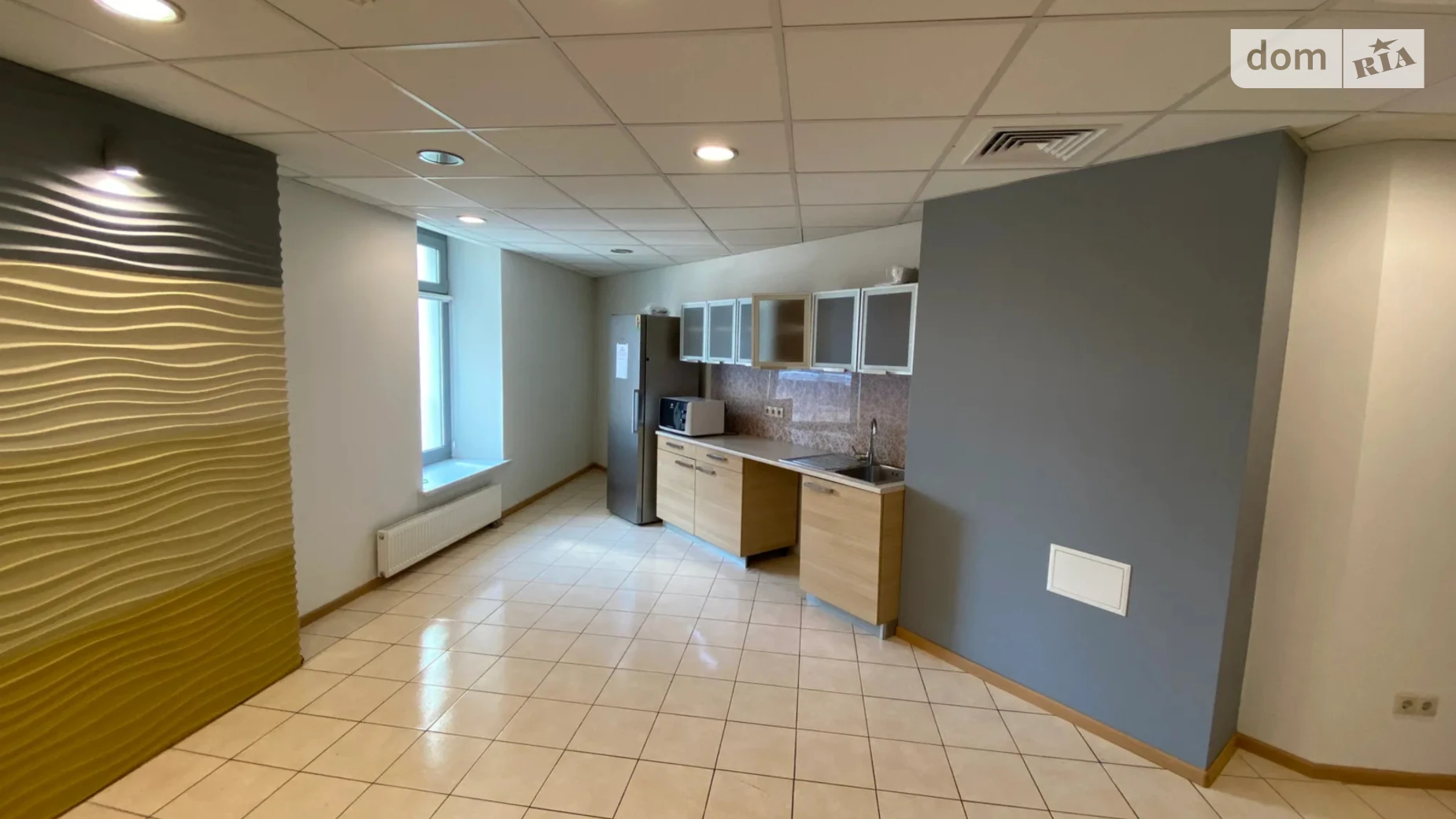 Сдается в аренду офис 704 кв. м в бизнес-центре, цена: 8596 $ - фото 2