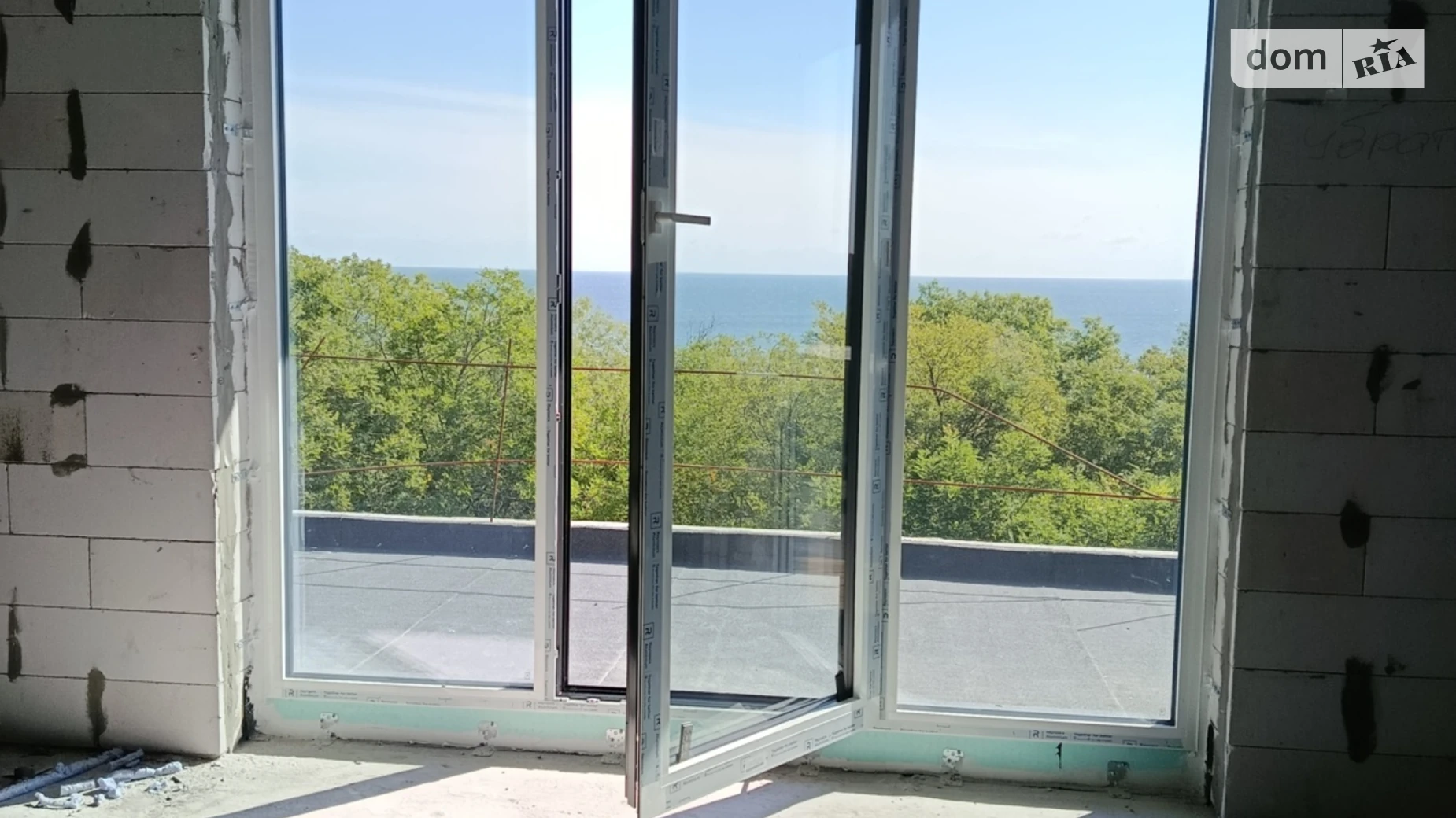 Продается 3-комнатная квартира 130 кв. м в Одессе, ул. Вице-адмирала Азарова - фото 2