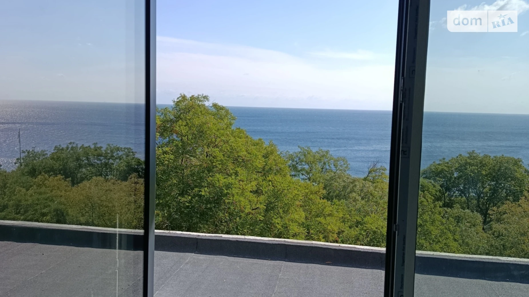 Продается 3-комнатная квартира 182 кв. м в Одессе, ул. Вице-адмирала Азарова - фото 2