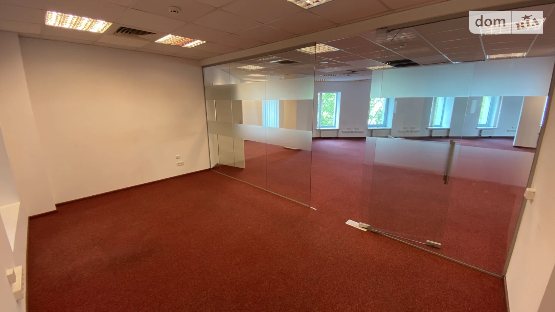 Сдается в аренду офис 300 кв. м в бизнес-центре, цена: 3296 $ - фото 5