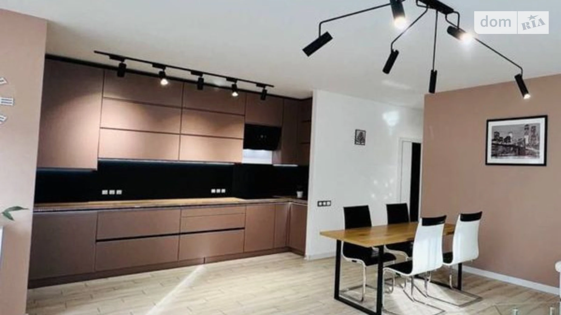 Сдается в аренду 1-комнатная квартира 48 кв. м в Львове, ул. Франциска Скорини, 42 - фото 2