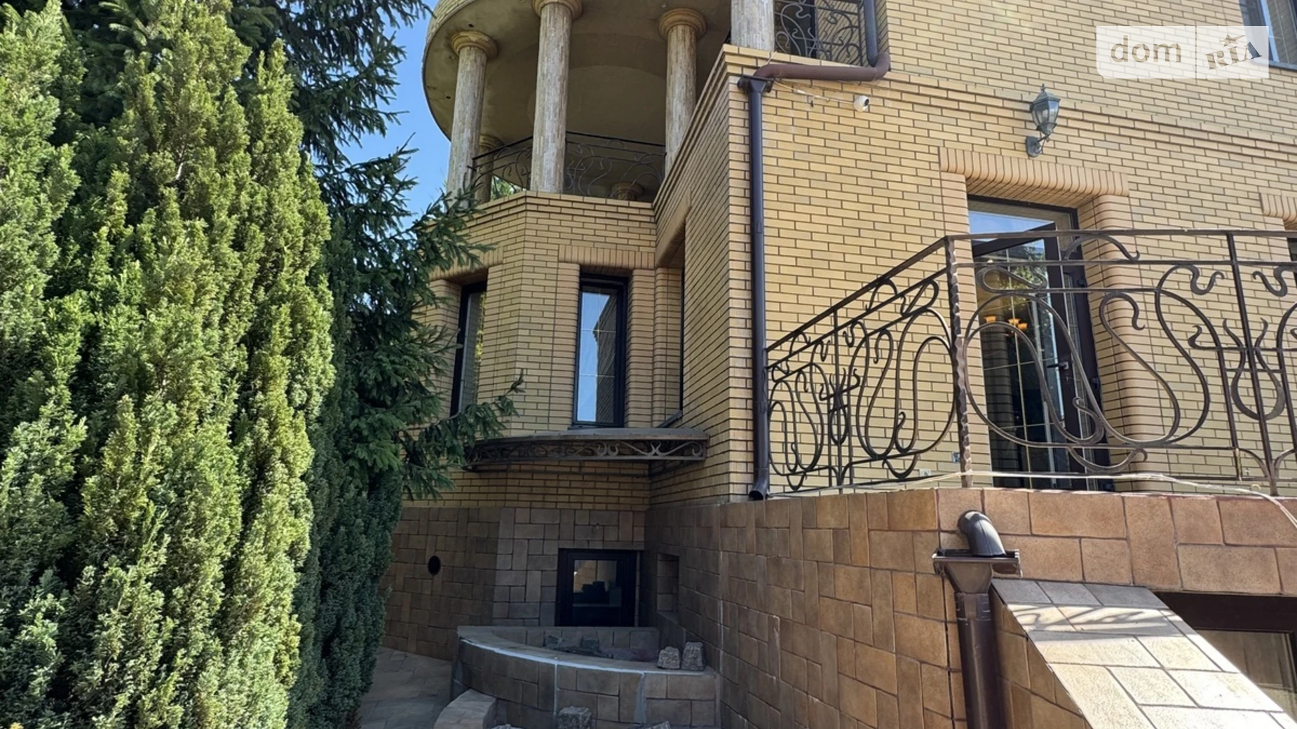 Продается дом на 3 этажа 403.6 кв. м с садом, цена: 299000 $ - фото 2