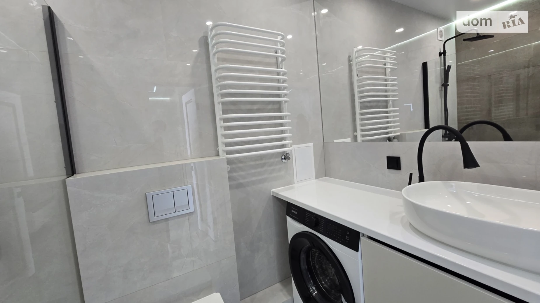 Продается 1-комнатная квартира 44 кв. м в Ивано-Франковске, ул. Высочана Семена, 18 корпус 10 - фото 4