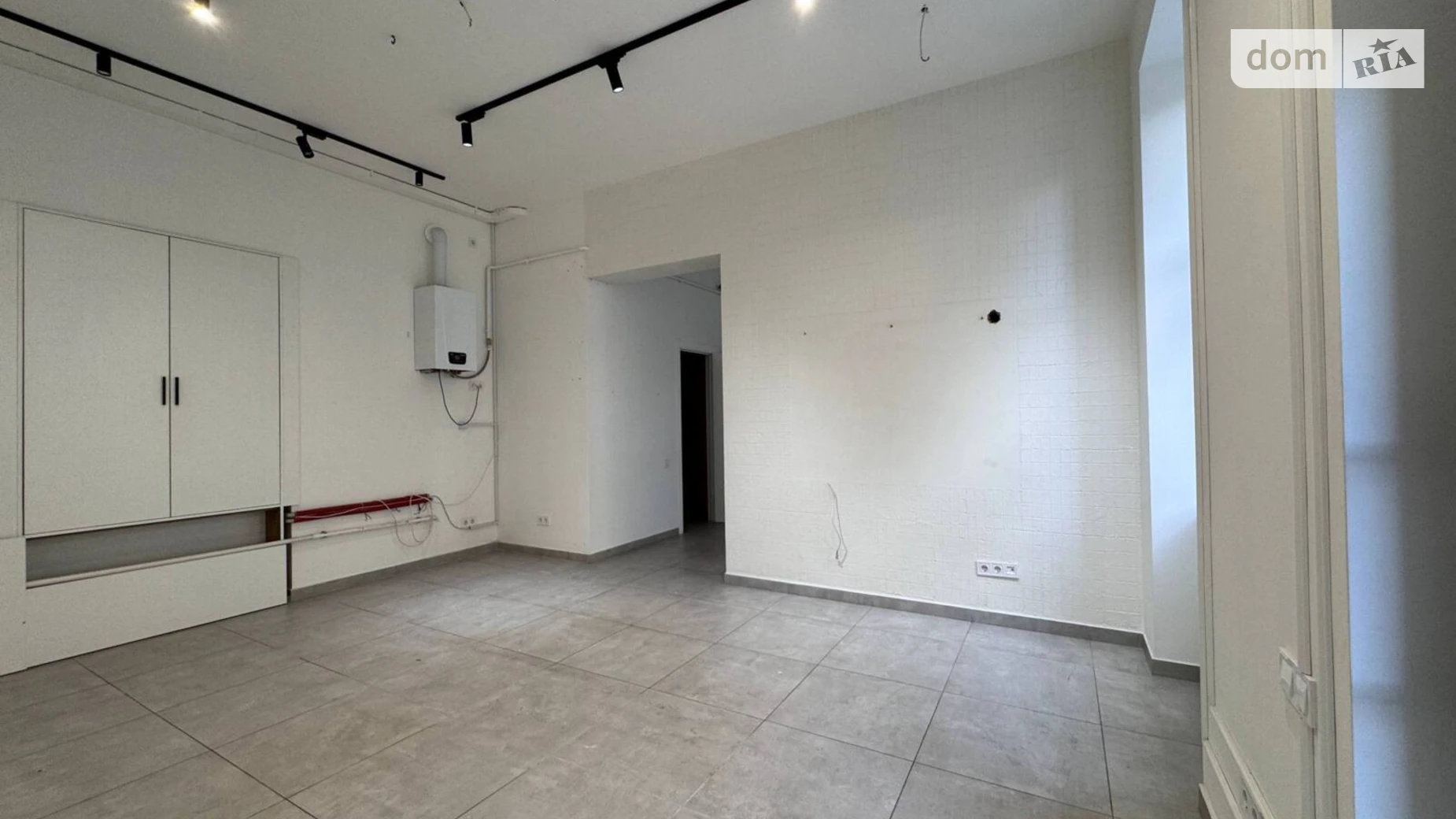 Здається в оренду приміщення вільного призначення 32.4 кв. м в 3-поверховій будівлі, цена: 650 $ - фото 5