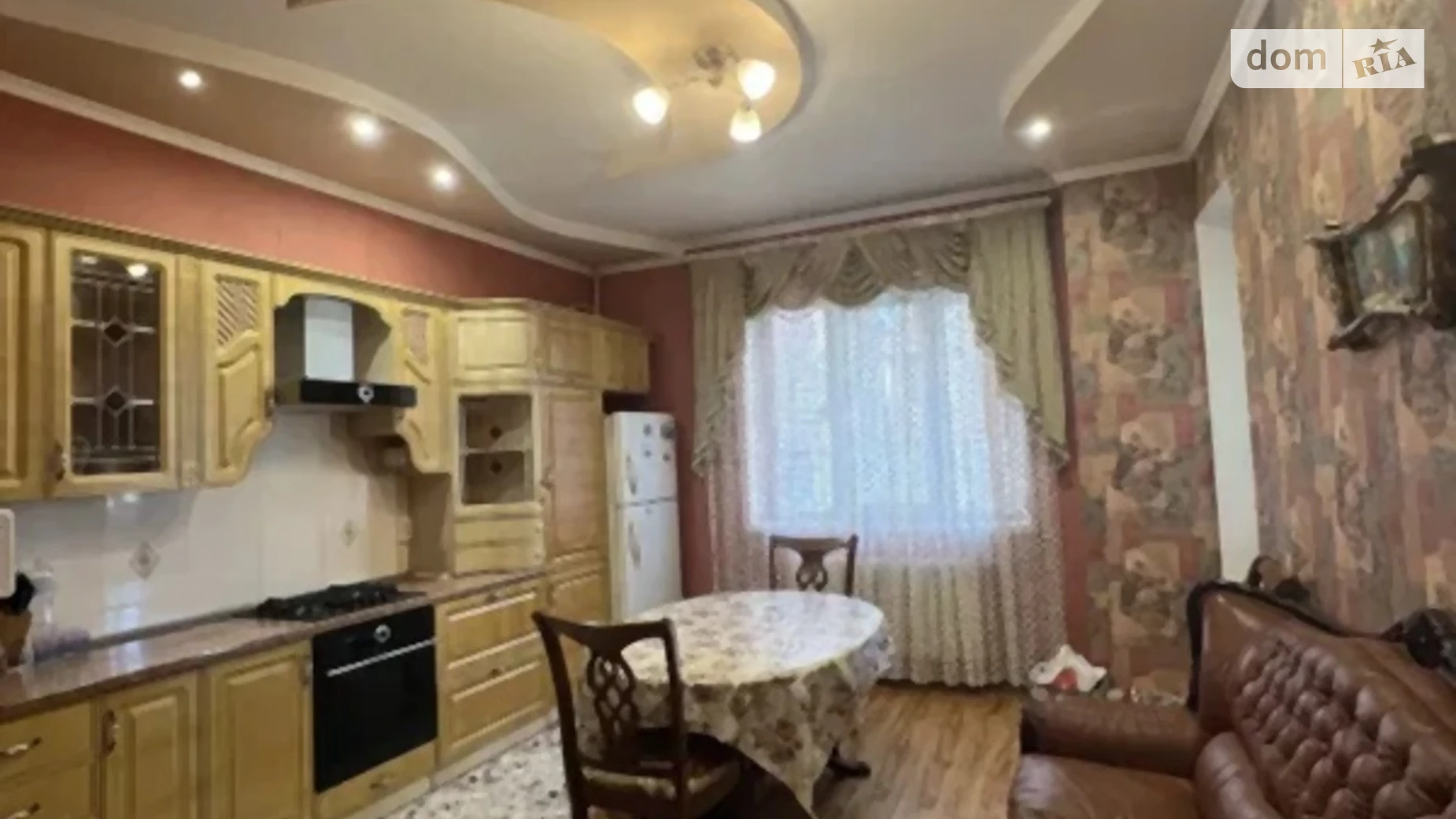 Сдается в аренду 2-комнатная квартира 85 кв. м в Одессе, просп. Небесной Сотни, 3А корпус 3 - фото 2