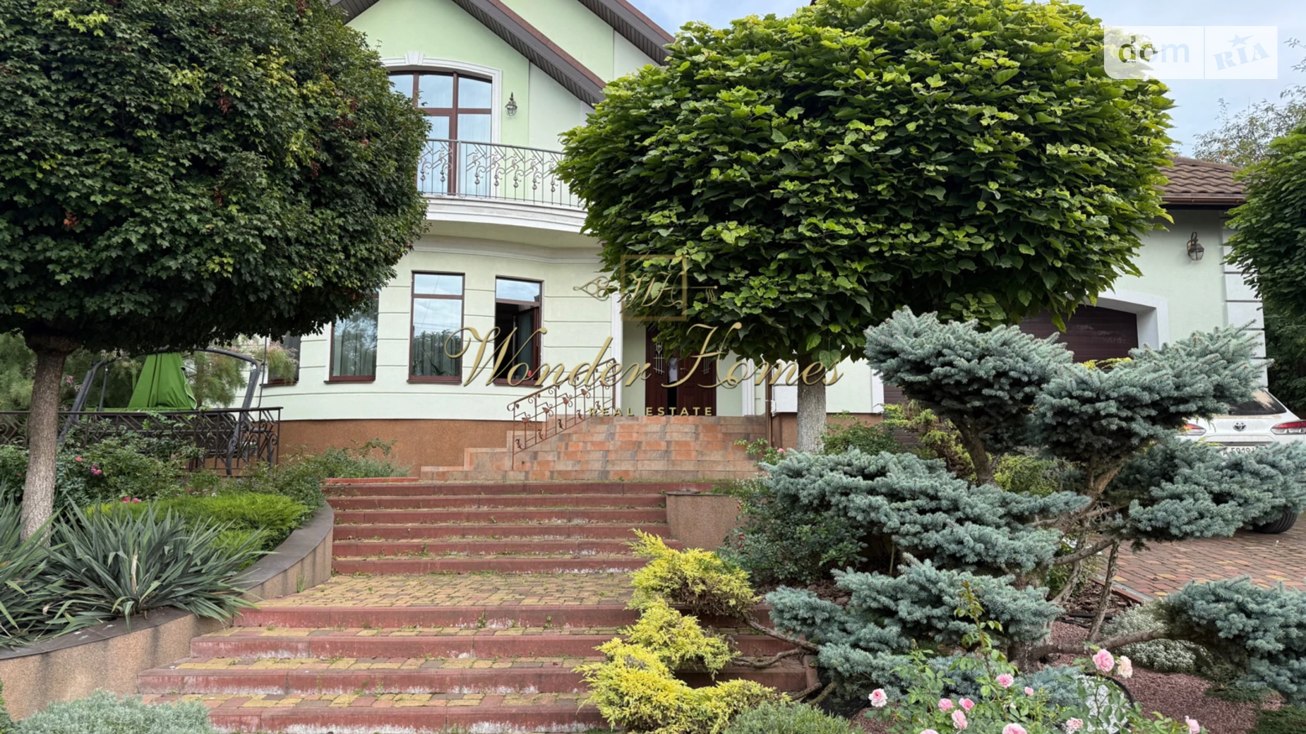 Продается дом на 2 этажа 298.6 кв. м с участком, цена: 600000 $ - фото 2