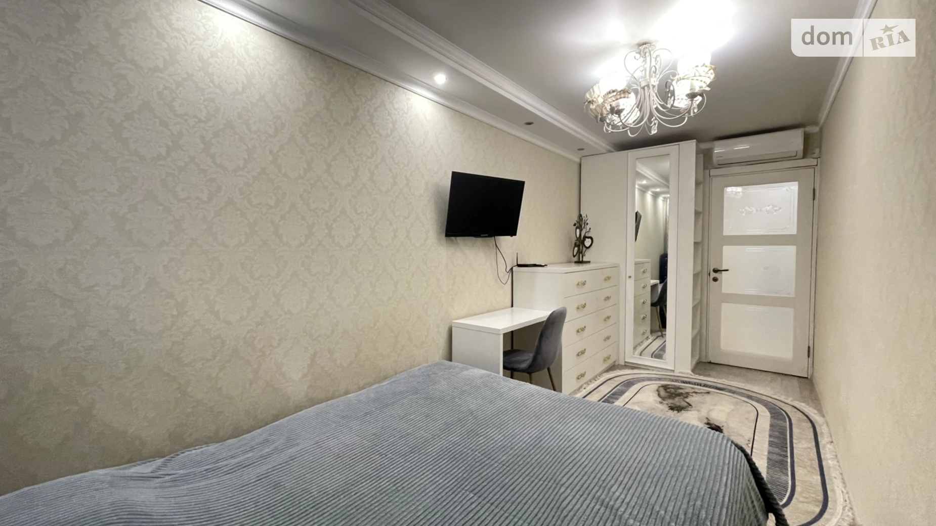 Продается 4-комнатная квартира 75 кв. м в Черноморске, ул. Корабельная - фото 2