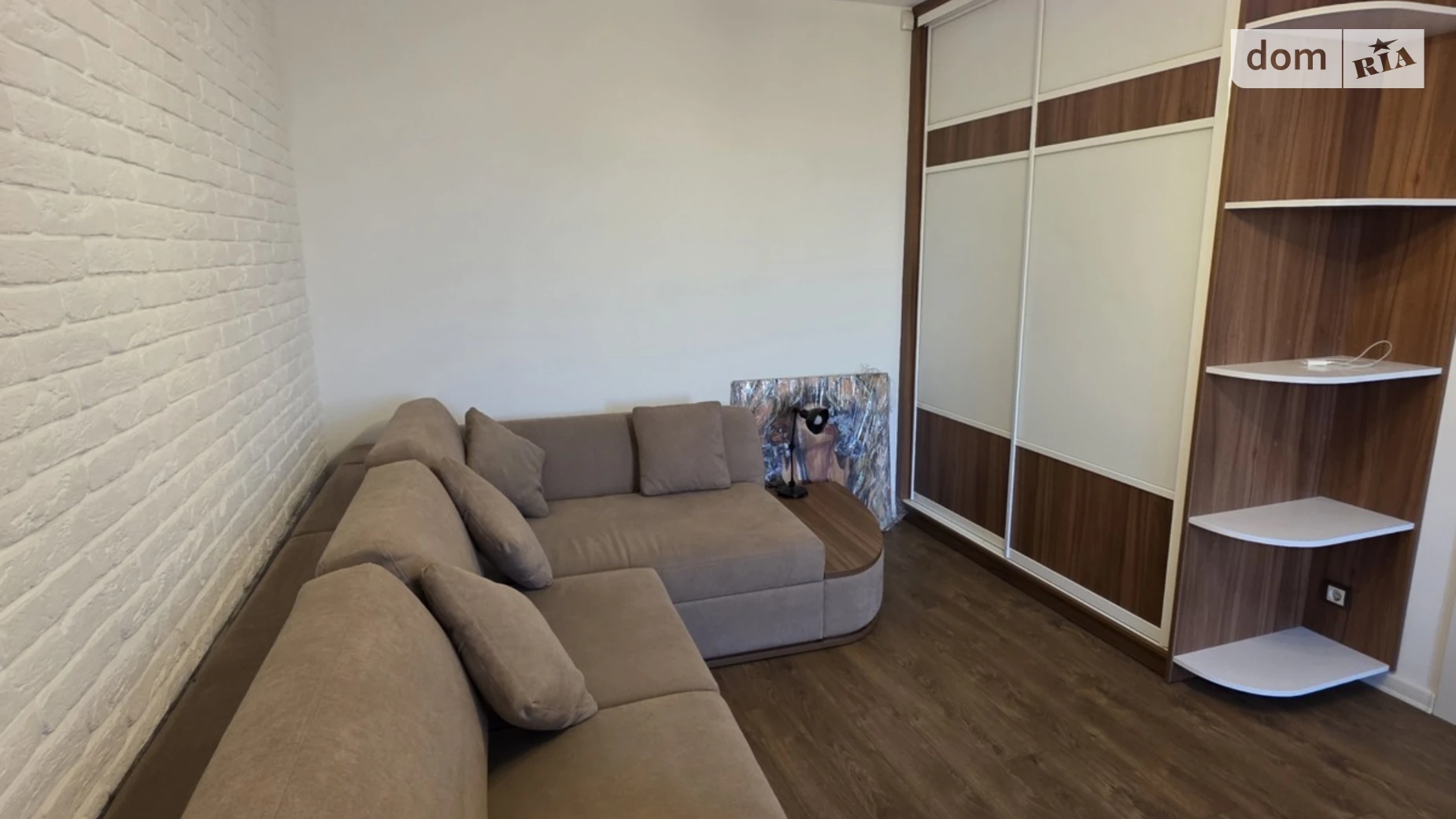 Продается 1-комнатная квартира 42.9 кв. м в Ужгороде, пер. Леонтовича Николая, 3 - фото 2