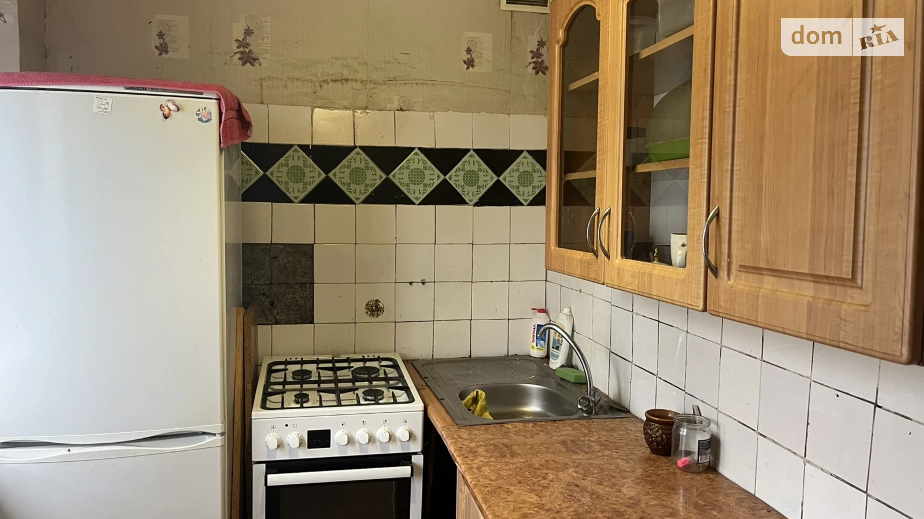 Продается 2-комнатная квартира 46 кв. м в Киеве, ул. Салютная, 8 - фото 2