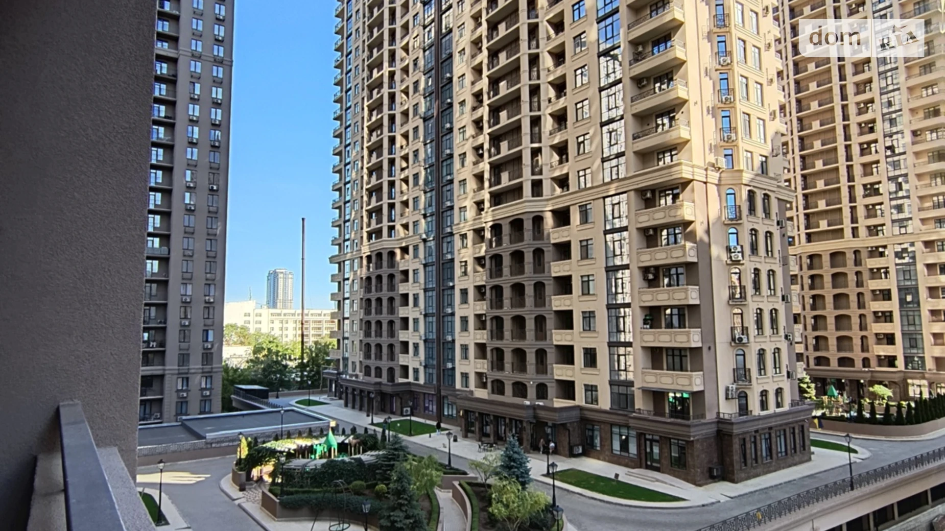 Продается 1-комнатная квартира 49 кв. м в Одессе, пер. Курортный, 1 - фото 3