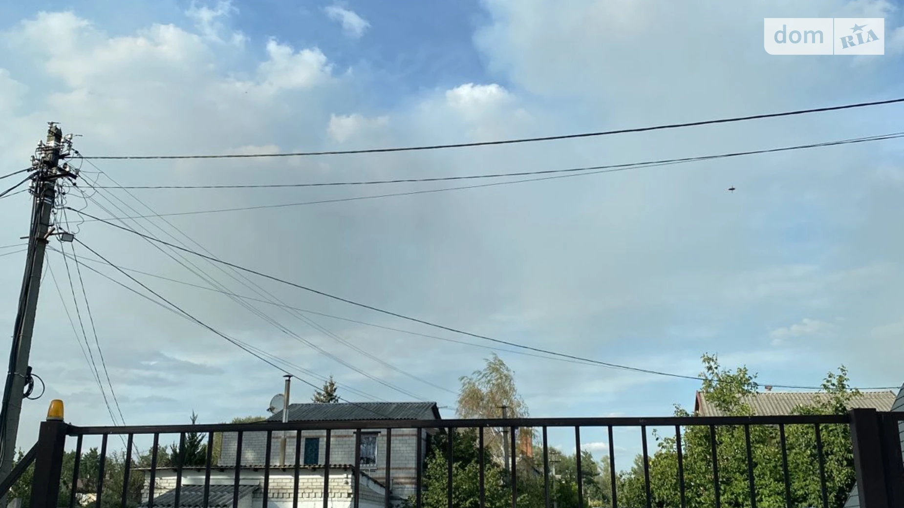 Продается дом на 2 этажа 56.9 кв. м с бассейном, цена: 25000 $ - фото 2