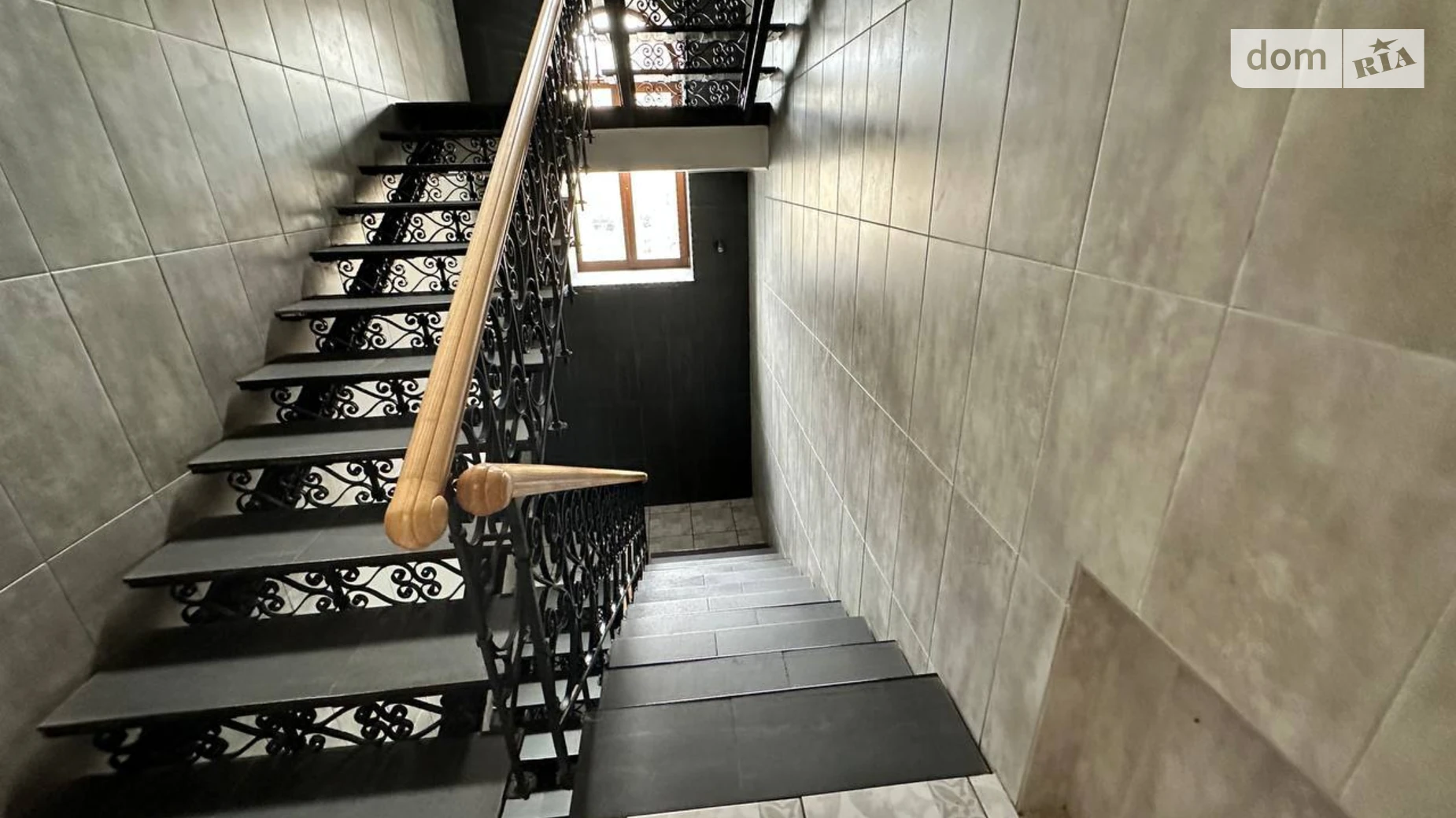 Сдается в аренду офис 30 кв. м в бизнес-центре, цена: 300 $ - фото 2