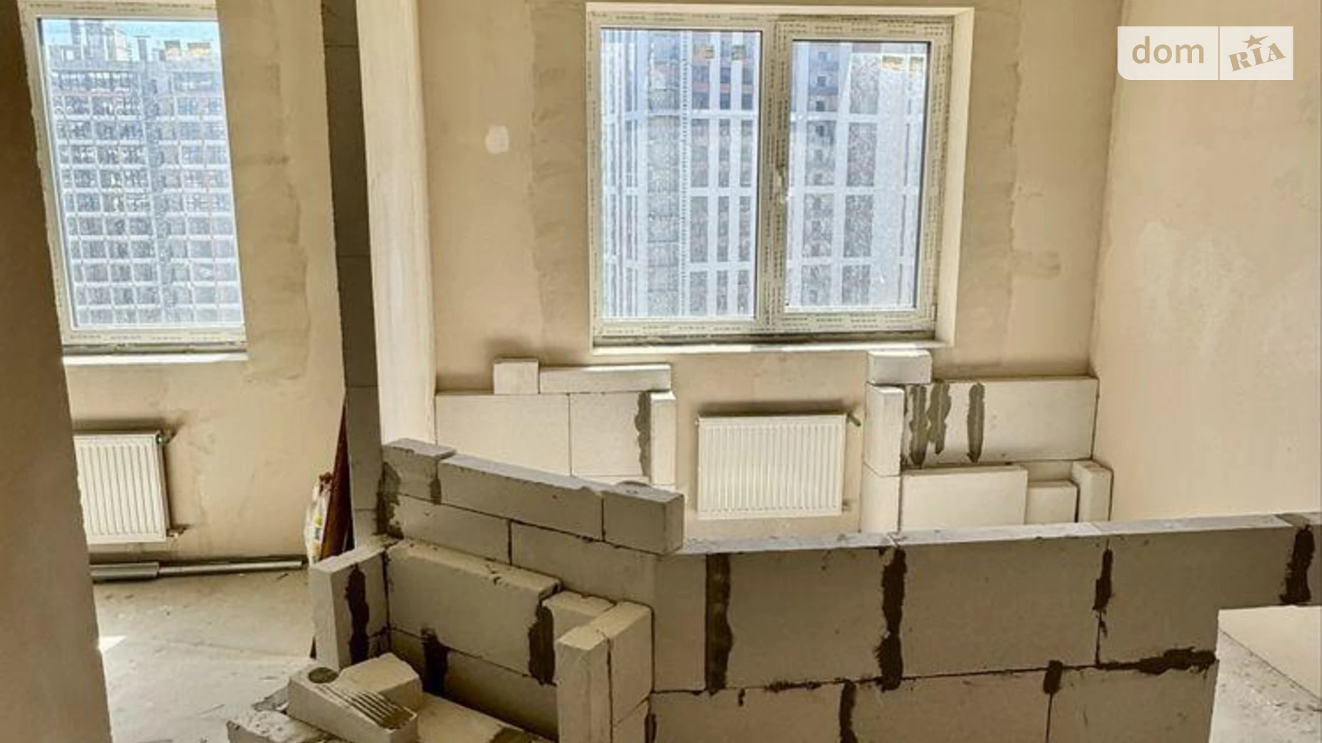 Продается 1-комнатная квартира 45 кв. м в Одессе, ул. Генуэзская, 3Г - фото 2