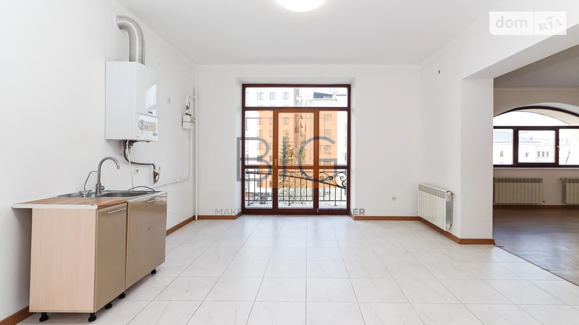 Сдается в аренду офис 163 кв. м в бизнес-центре, цена: 1304 $ - фото 2