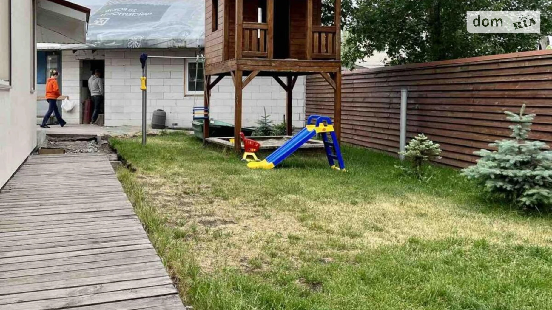 Продается дом на 2 этажа 130 кв. м с камином, цена: 128000 $ - фото 5