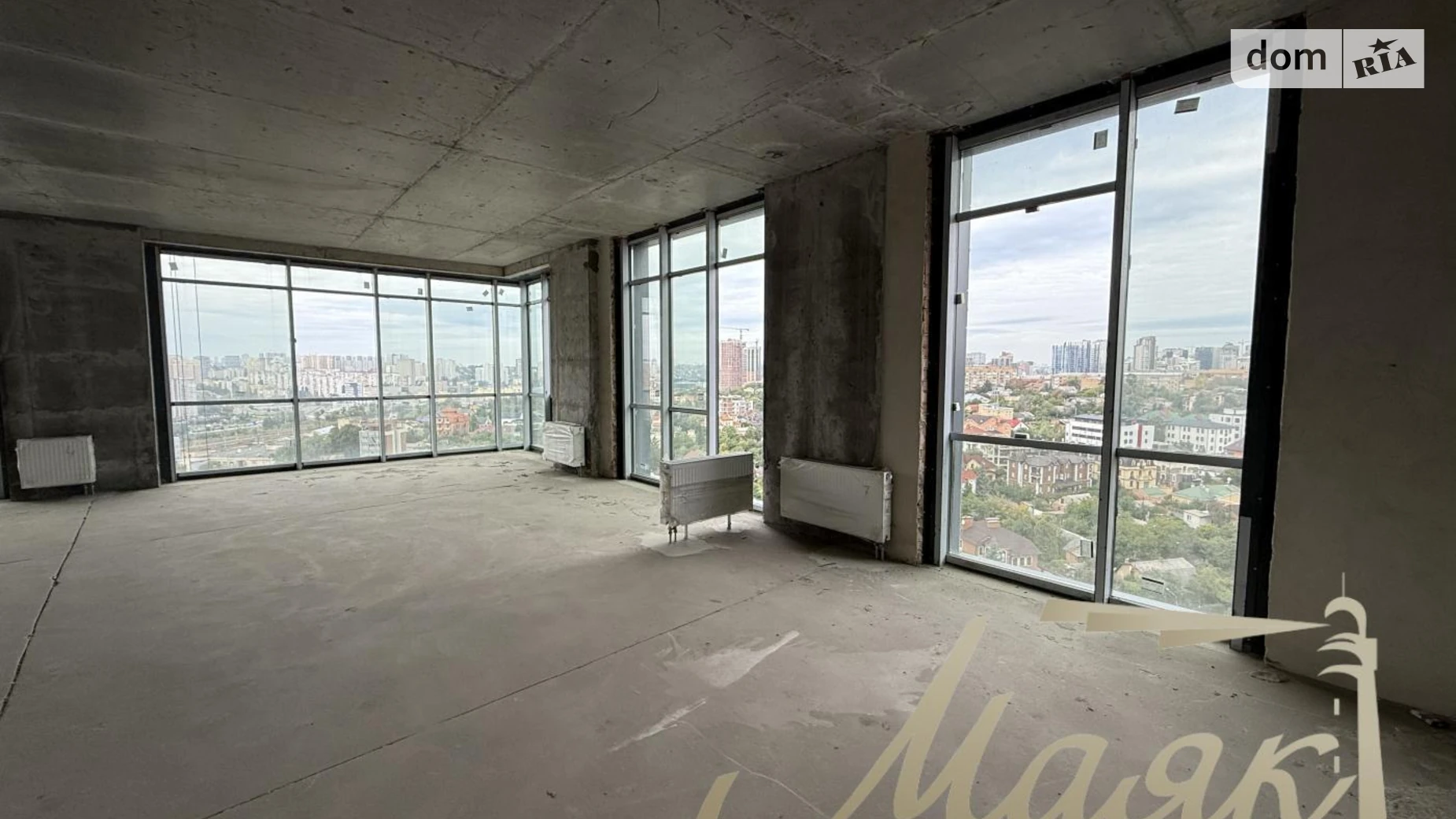 Продається 4-кімнатна квартира 156 кв. м у Києві, вул. Андрія Верхогляда(Драгомирова), 17/6 - фото 3