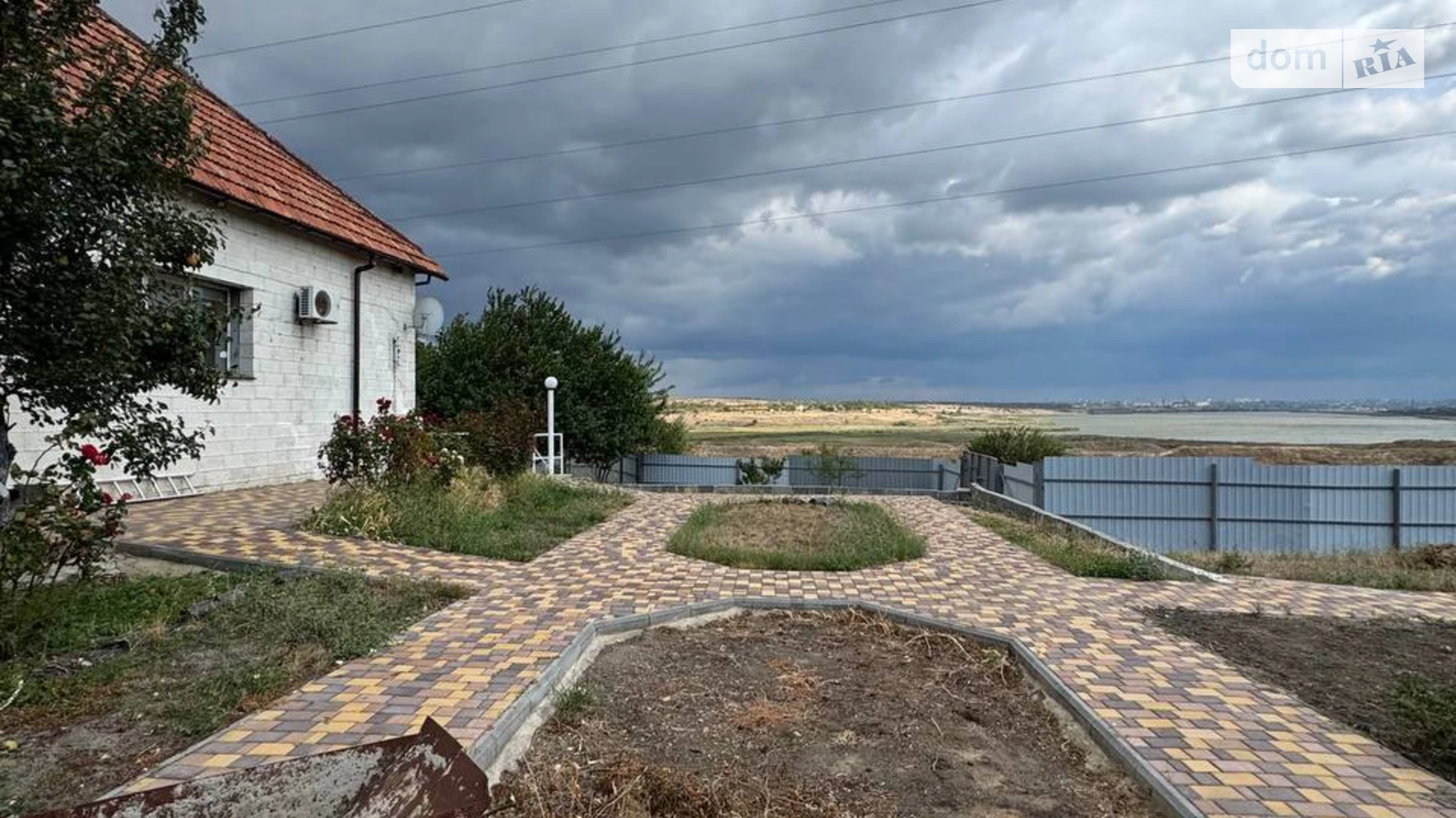 Продается дом на 2 этажа 140 кв. м с верандой, цена: 84700 $ - фото 2