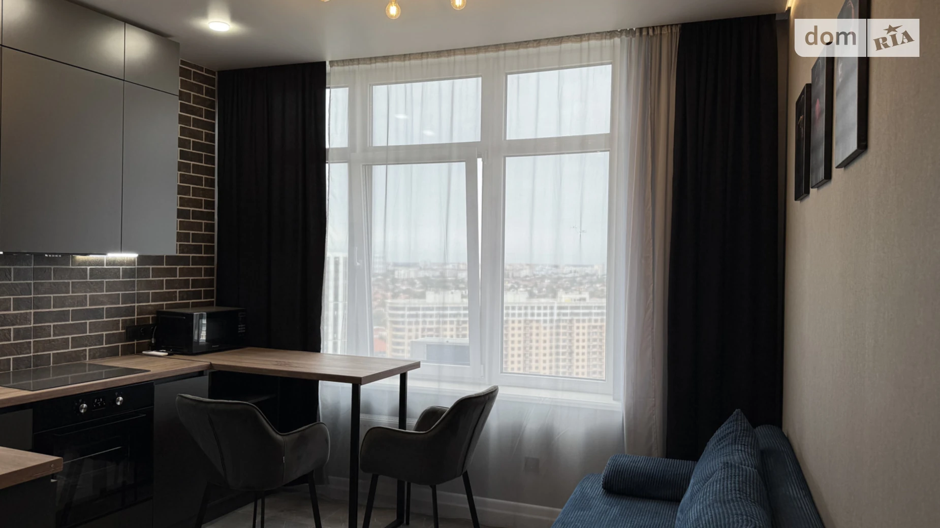 Продается 1-комнатная квартира 42 кв. м в Одессе, ул. Валерия Самофалова, 16А/4 - фото 4