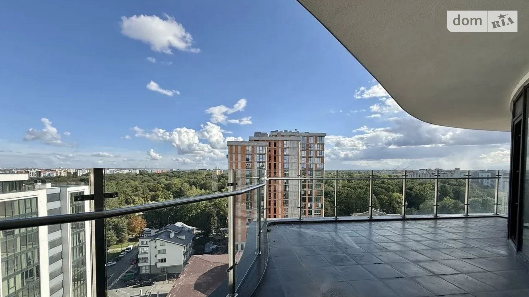 Продается 2-комнатная квартира 202 кв. м в Ивано-Франковске, ул. Гетьмана Ивана Мазепы, 138А - фото 4