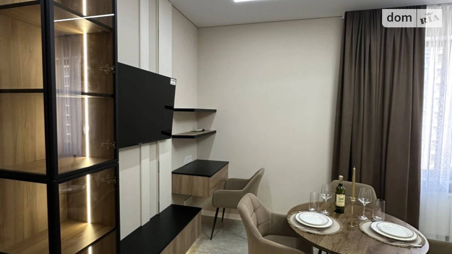 Продается 4-комнатная квартира 206 кв. м в Одессе, ул. Генуэзская, 1Е корпус 1 - фото 2