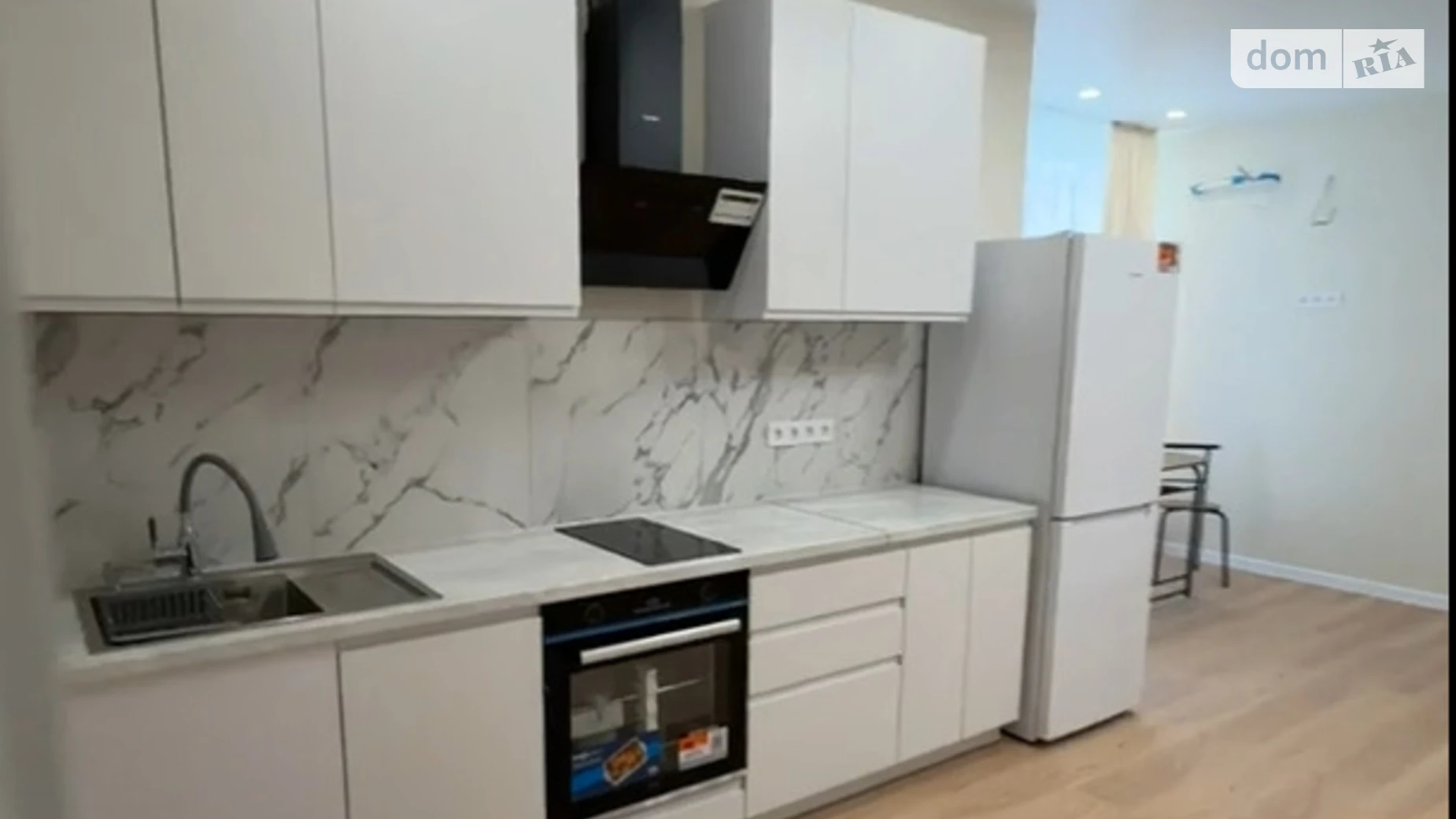 Продается 2-комнатная квартира 67.2 кв. м в Ирпене, ул. Университетская(Карла Маркса), 1Л - фото 3